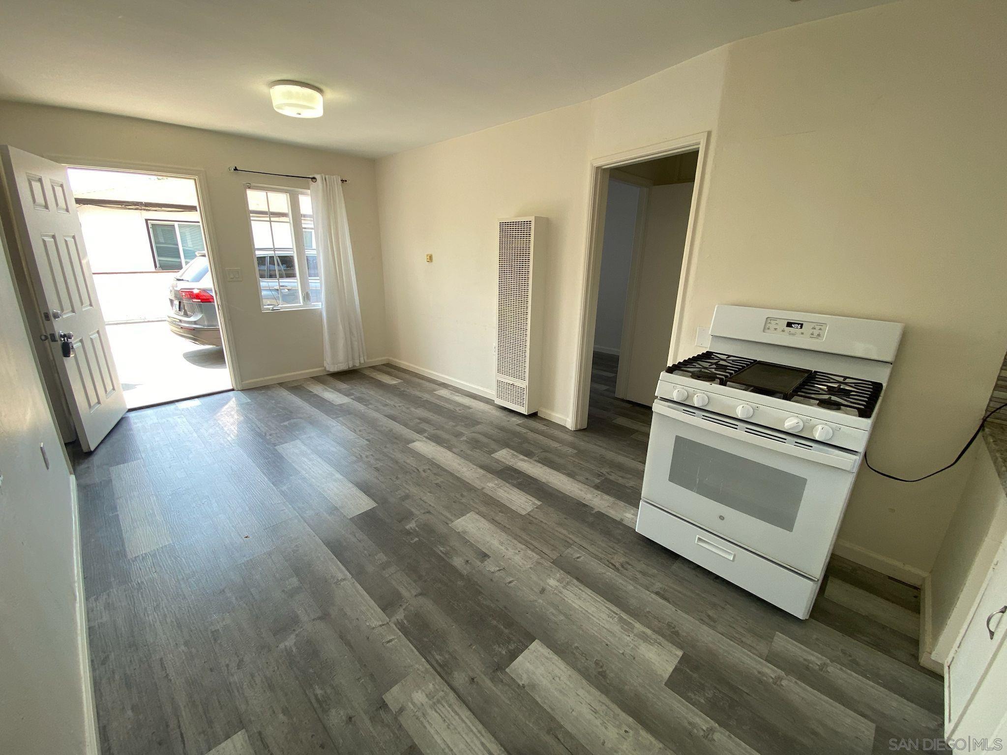 Detail Gallery Image 7 of 16 For 236  Alvarado St, Chula Vista,  CA 91910 - 2 Beds | 1 Baths