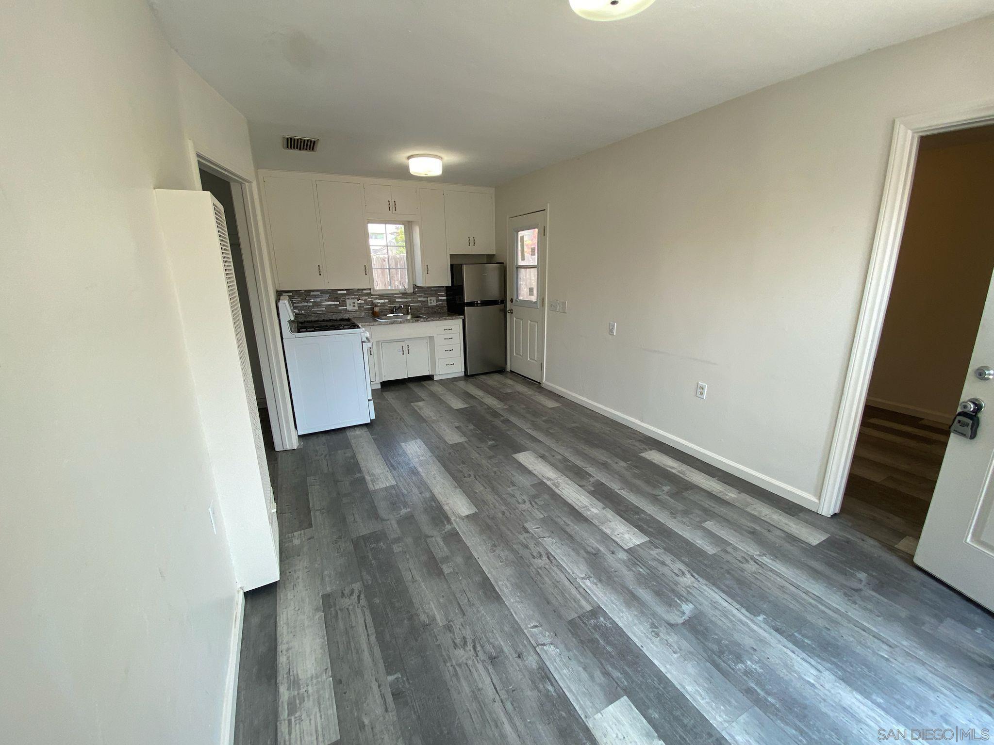 Detail Gallery Image 8 of 16 For 236  Alvarado St, Chula Vista,  CA 91910 - 2 Beds | 1 Baths