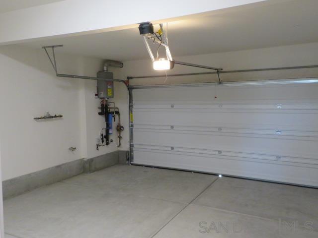 Detail Gallery Image 14 of 35 For 4382  Pacifica Way #5  5, Oceanside,  CA 92056 - 3 Beds | 3 Baths