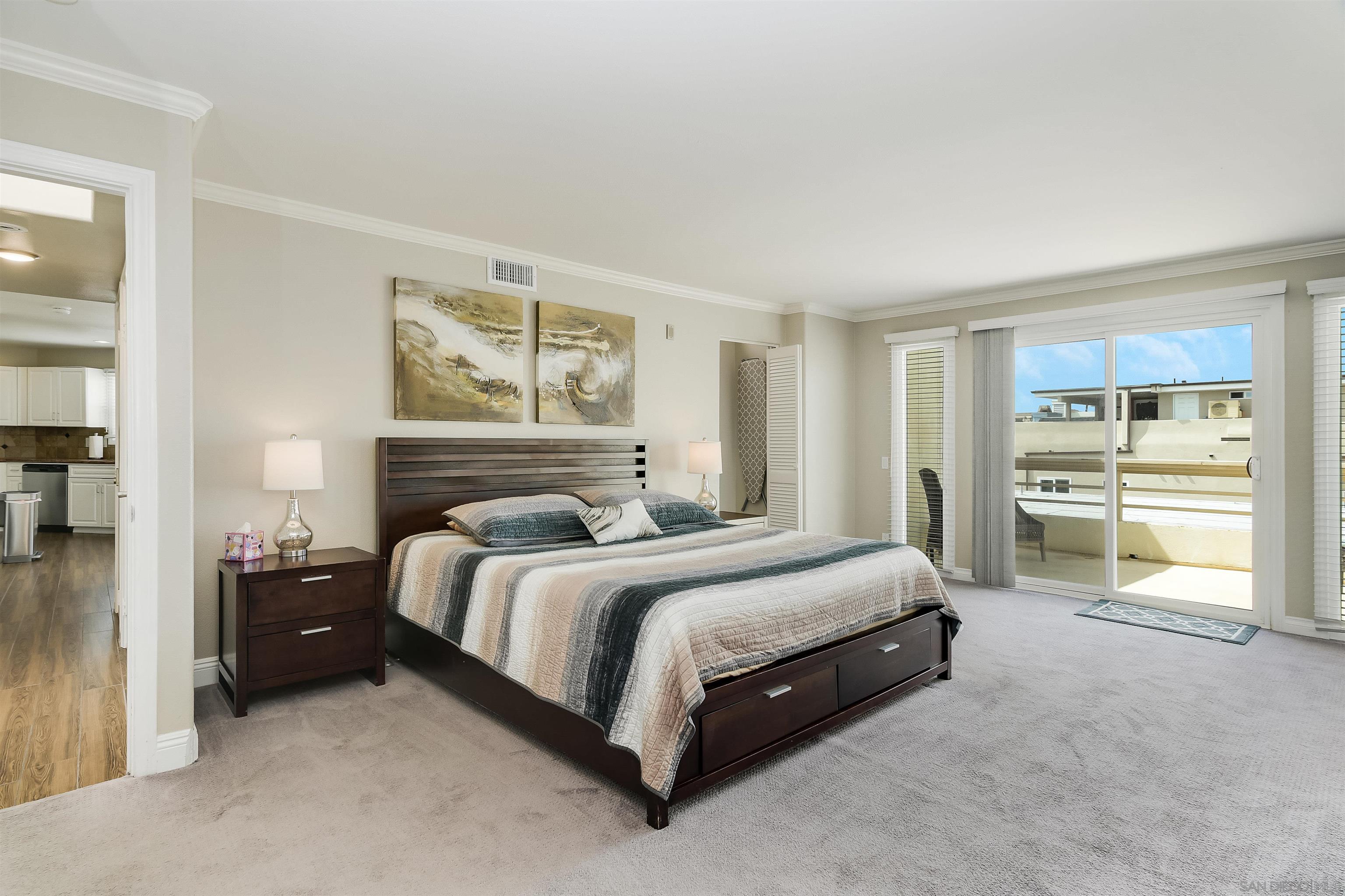 Detail Gallery Image 21 of 38 For 748  Isthmus Ct, San Diego,  CA 92109 - 3 Beds | 2 Baths