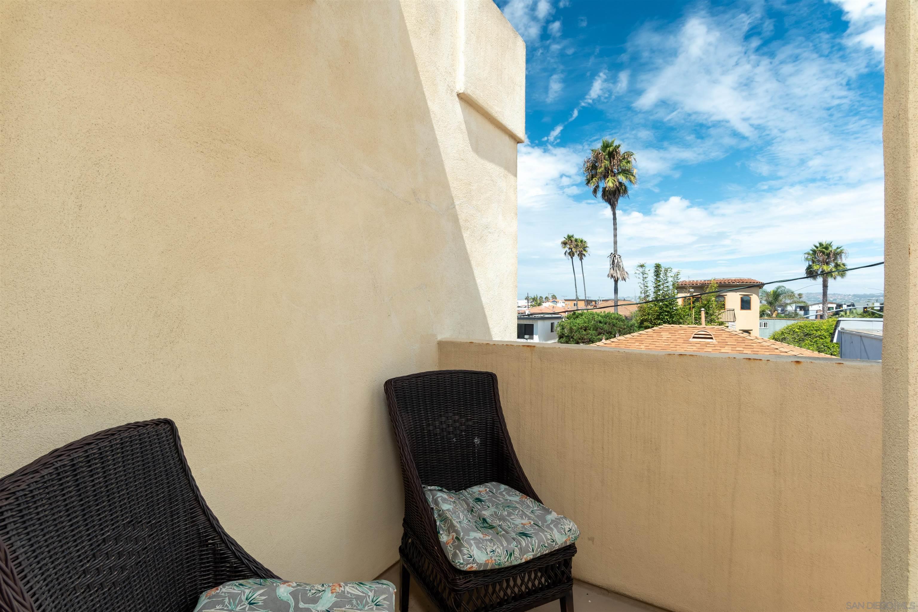 Detail Gallery Image 33 of 38 For 748  Isthmus Ct, San Diego,  CA 92109 - 3 Beds | 2 Baths