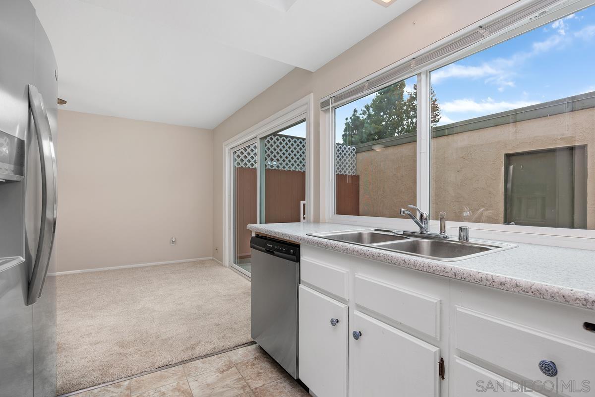 Detail Gallery Image 12 of 46 For 2777  Caminito Cedros, Del Mar,  CA 92014 - 3 Beds | 2/1 Baths