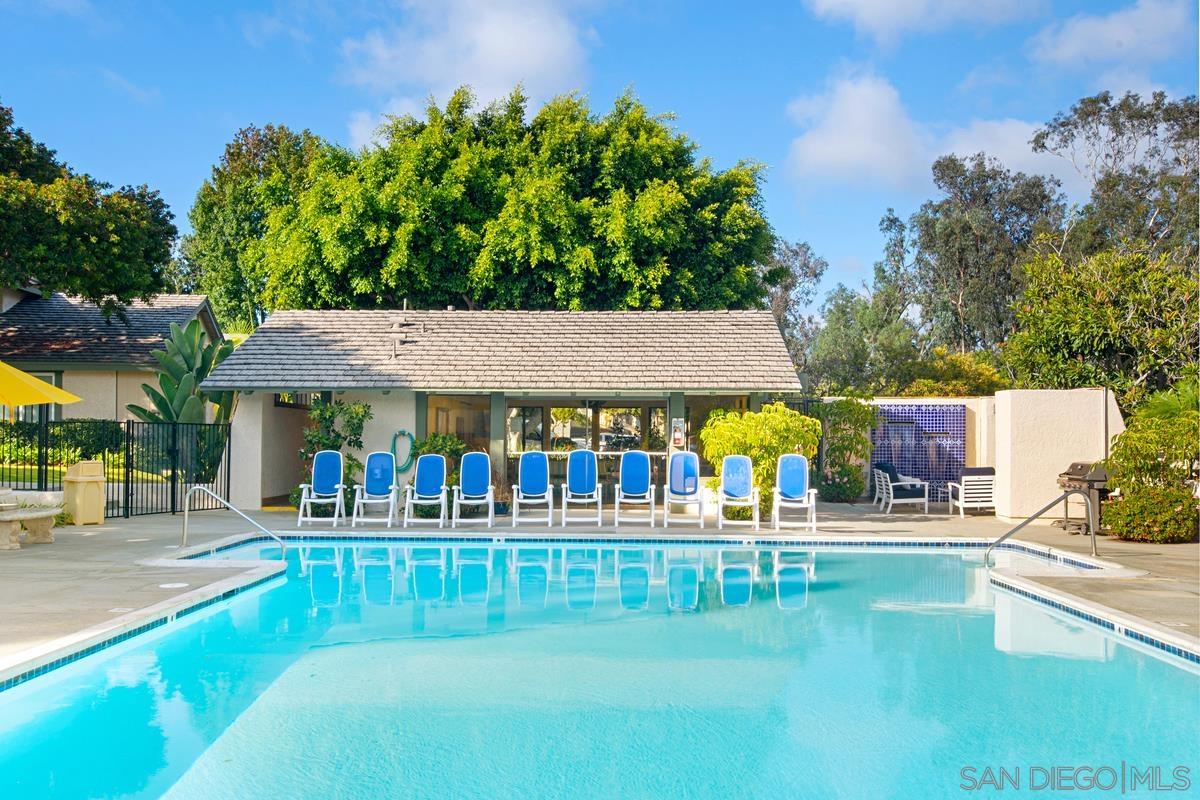 Detail Gallery Image 31 of 46 For 2777  Caminito Cedros, Del Mar,  CA 92014 - 3 Beds | 2/1 Baths