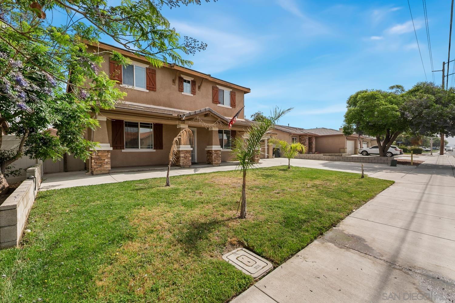 Detail Gallery Image 4 of 50 For 1579  Washington Ave, San Jacinto,  CA 92583 - 5 Beds | 3 Baths