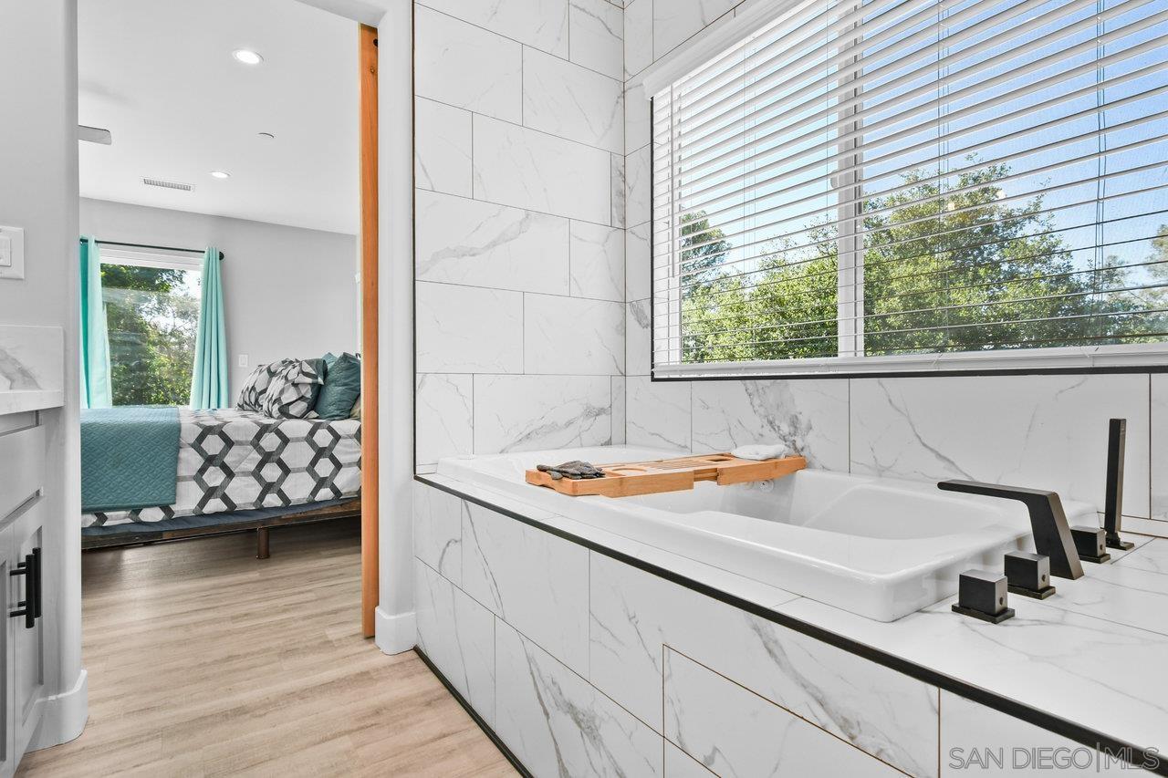 Detail Gallery Image 22 of 36 For 1452  Rock Terrace, Alpine,  CA 91901 - 5 Beds | 3/1 Baths