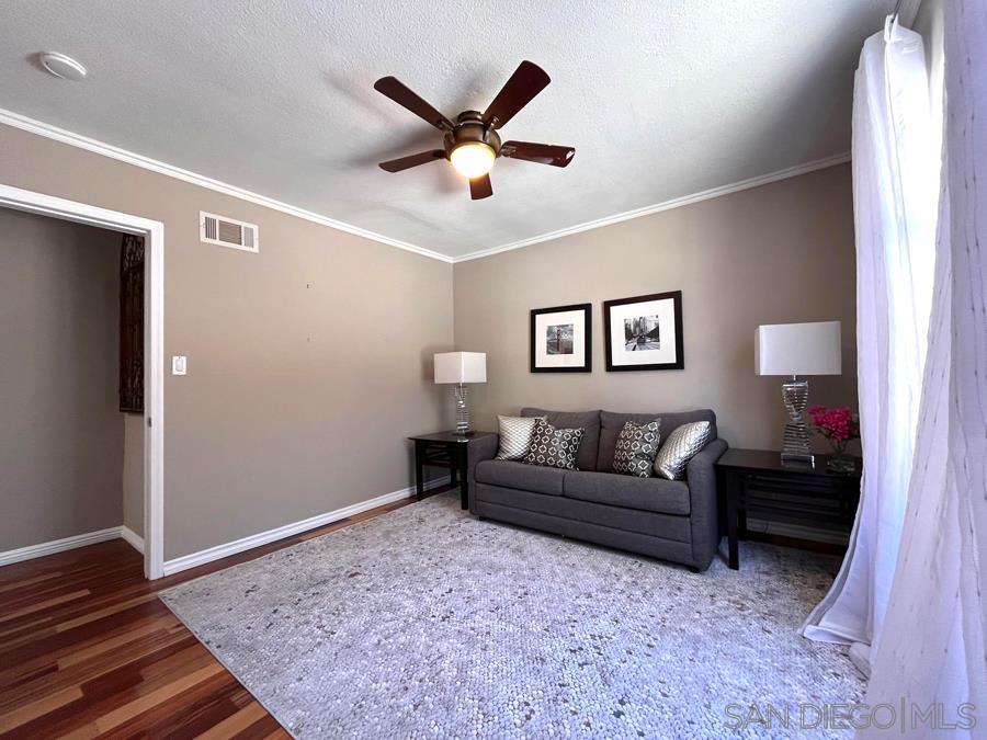 Detail Gallery Image 15 of 43 For 4275  Crestview Drive, La Mesa,  CA 91941 - 5 Beds | 3/1 Baths