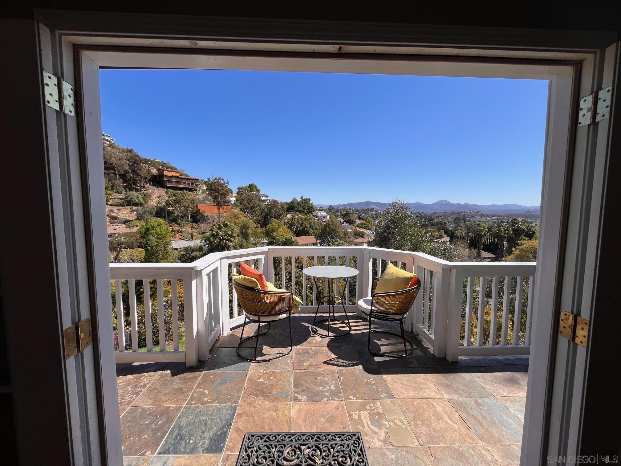 Detail Gallery Image 33 of 43 For 4275  Crestview Drive, La Mesa,  CA 91941 - 5 Beds | 3/1 Baths