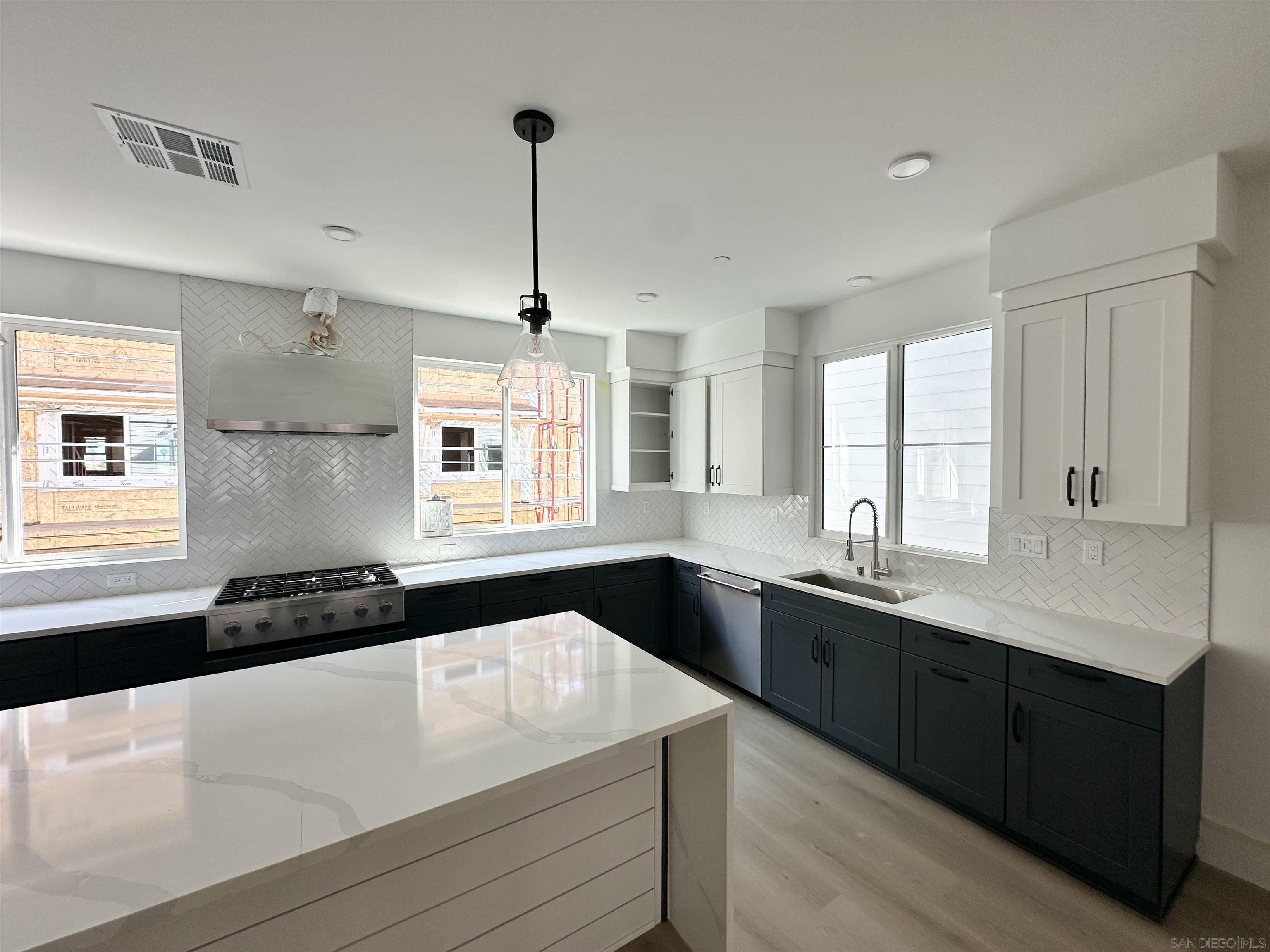 Detail Gallery Image 15 of 32 For 7290  Ponto Drive S #207, Carlsbad,  CA 92011 - 3 Beds | 3/1 Baths