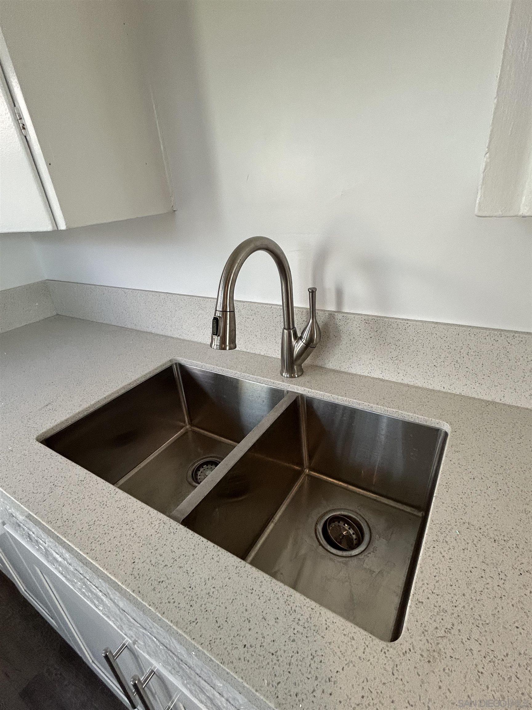 Detail Gallery Image 8 of 17 For 7051  Stanford Avenue, La Mesa,  CA 91942 - 2 Beds | 1 Baths