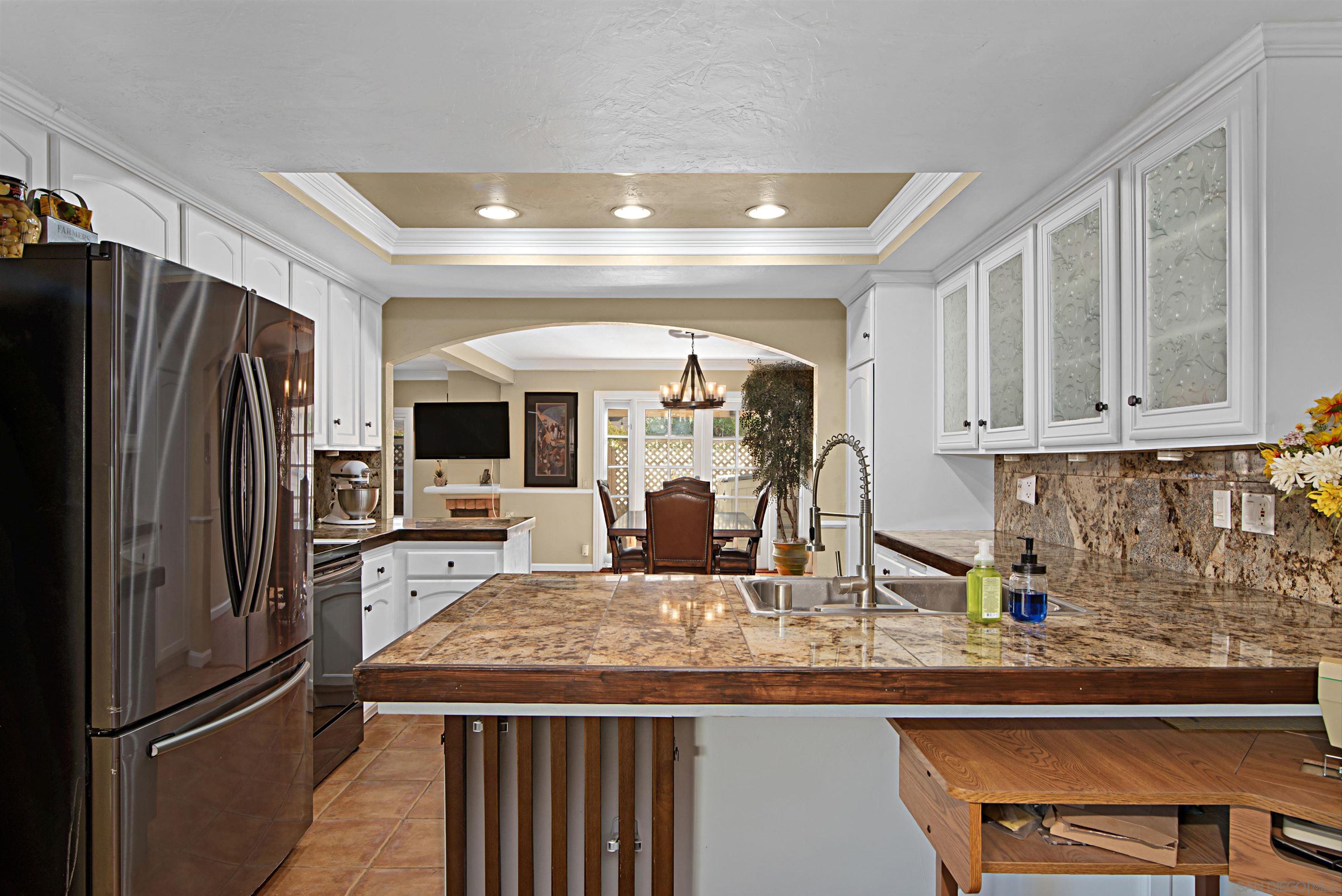 Detail Gallery Image 15 of 40 For 9917  Aviary Drive, San Diego,  CA 92131 - 3 Beds | 2/1 Baths