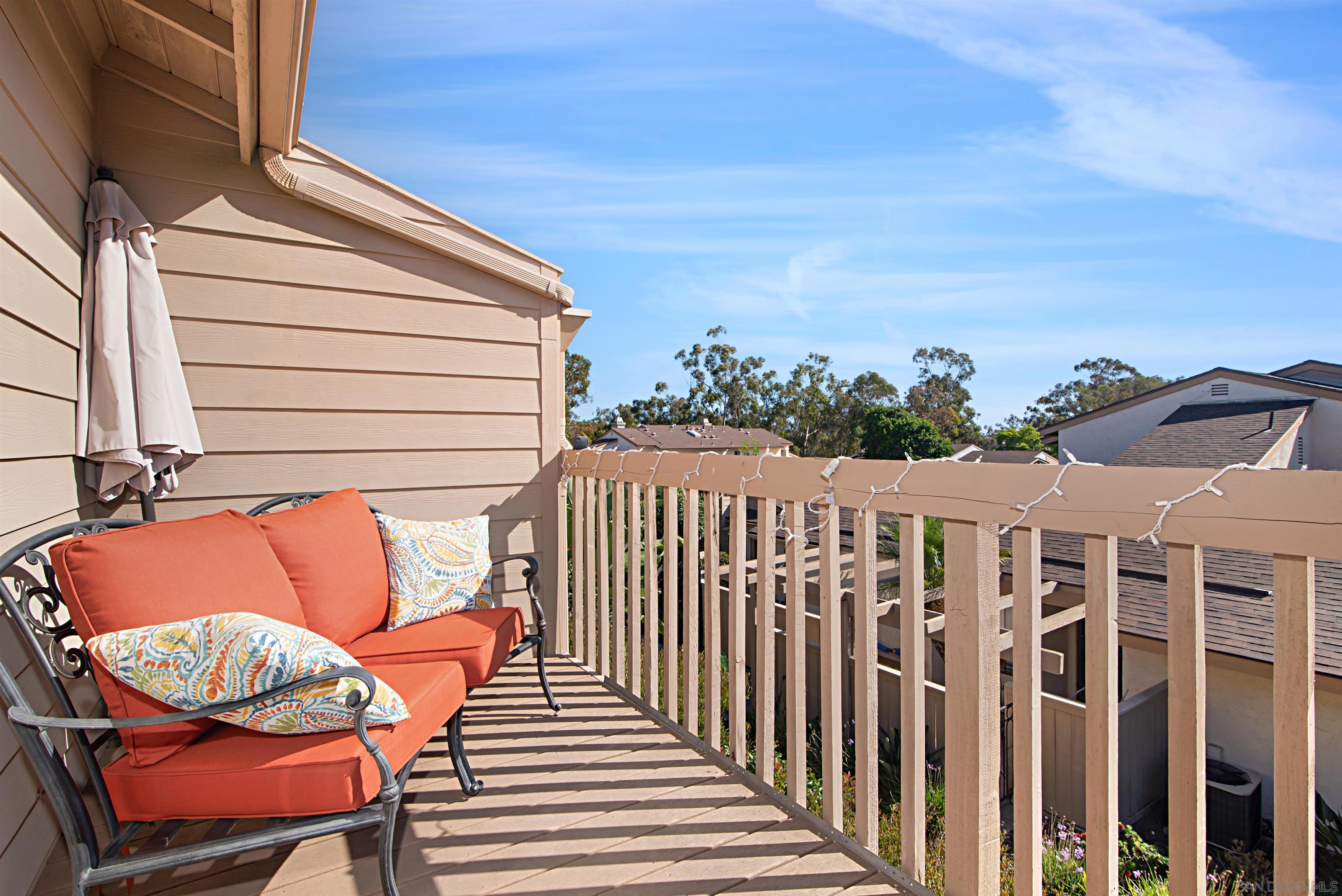 Detail Gallery Image 22 of 40 For 9917  Aviary Drive, San Diego,  CA 92131 - 3 Beds | 2/1 Baths