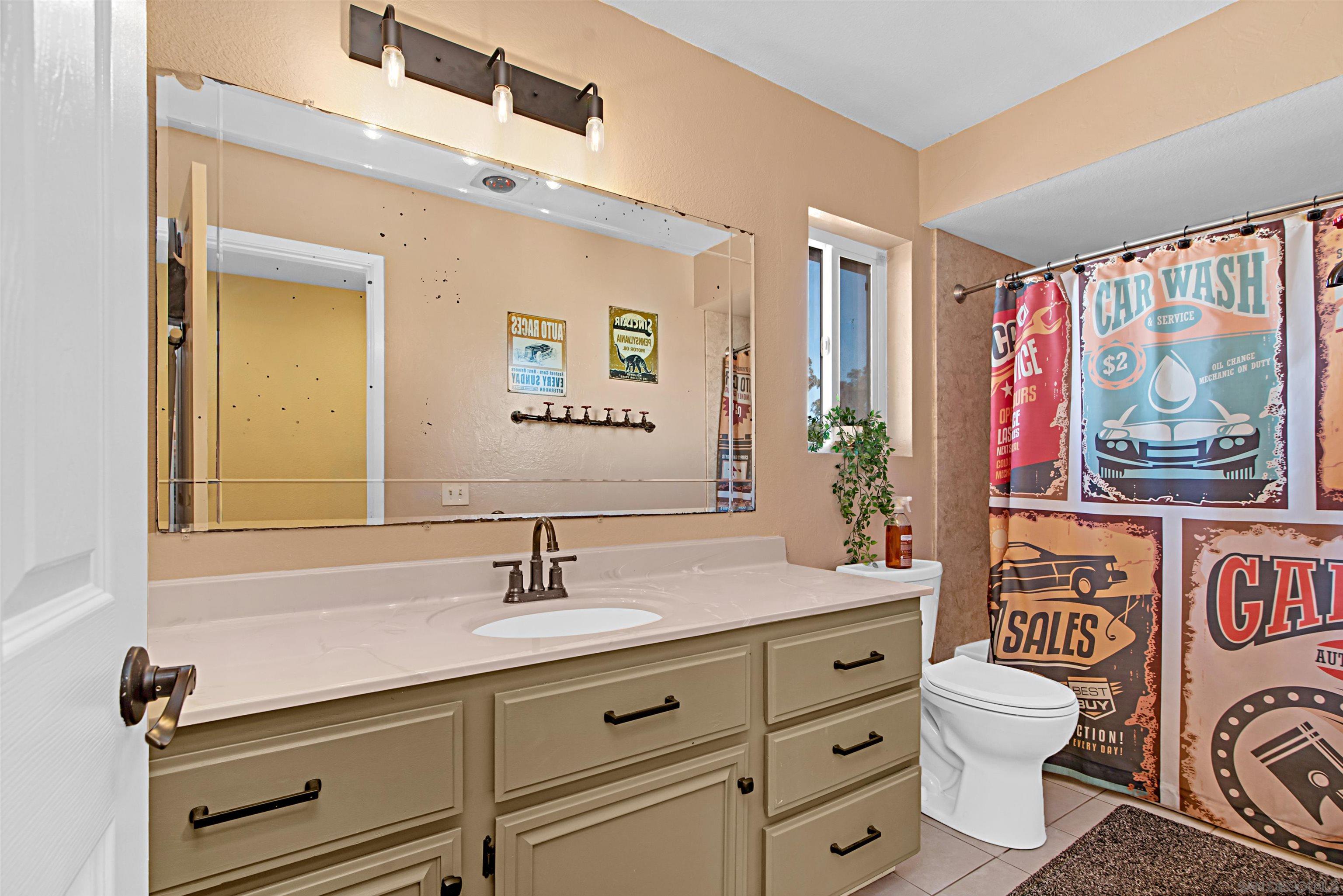Detail Gallery Image 26 of 40 For 9917  Aviary Drive, San Diego,  CA 92131 - 3 Beds | 2/1 Baths