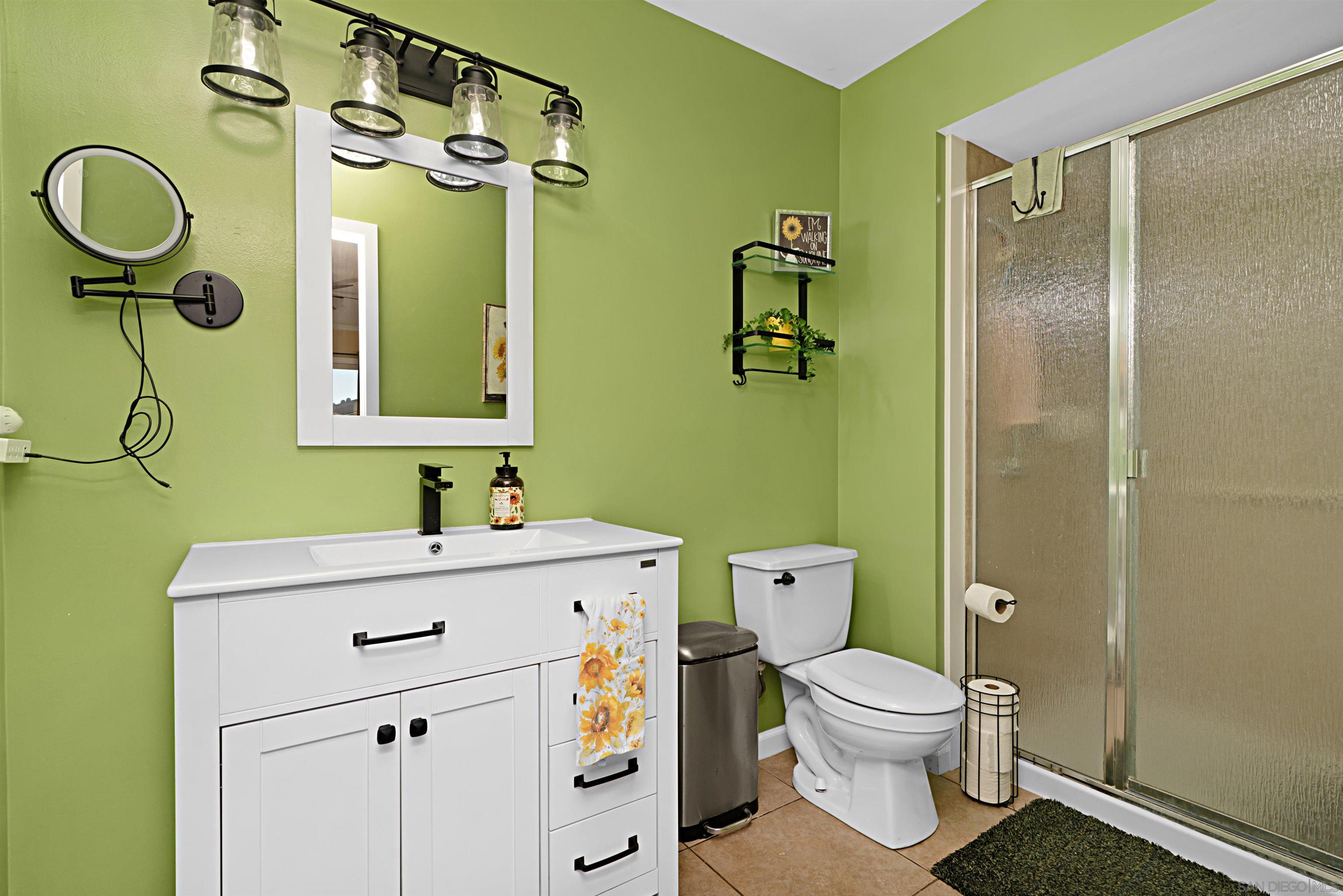 Detail Gallery Image 27 of 40 For 9917  Aviary Drive, San Diego,  CA 92131 - 3 Beds | 2/1 Baths
