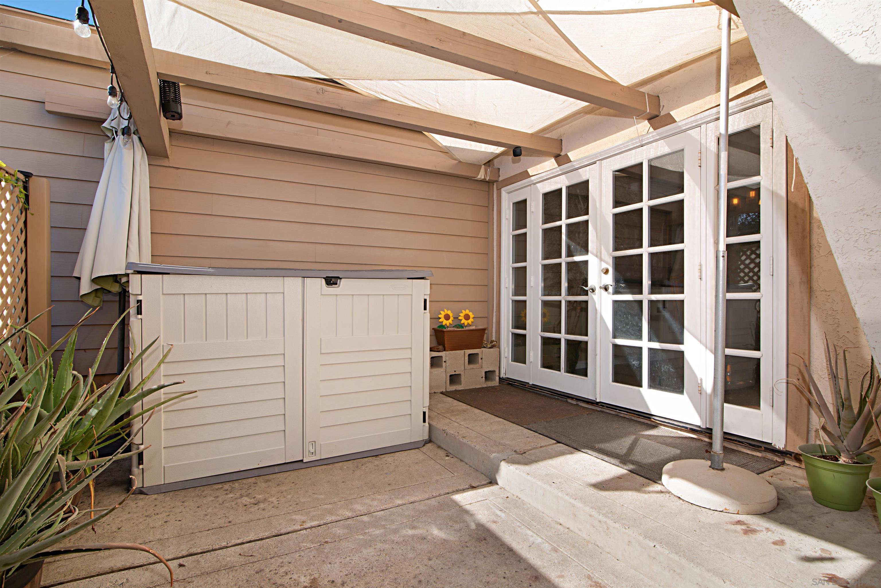 Detail Gallery Image 30 of 40 For 9917  Aviary Drive, San Diego,  CA 92131 - 3 Beds | 2/1 Baths