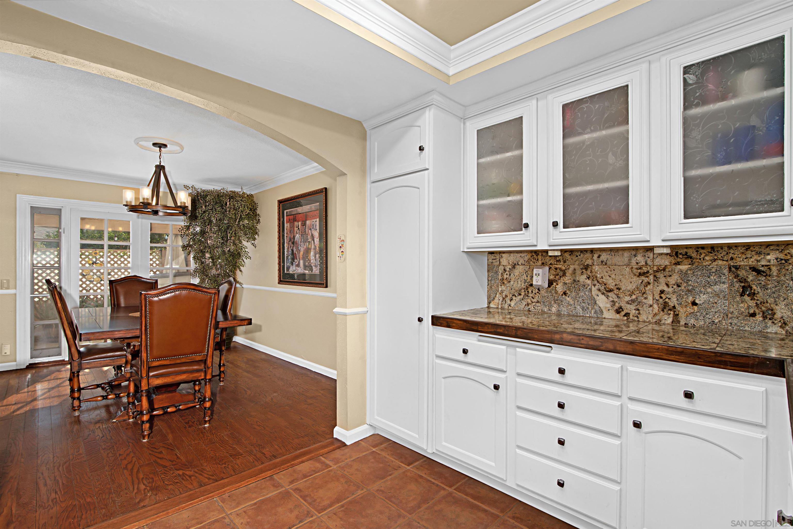 Detail Gallery Image 5 of 40 For 9917  Aviary Drive, San Diego,  CA 92131 - 3 Beds | 2/1 Baths