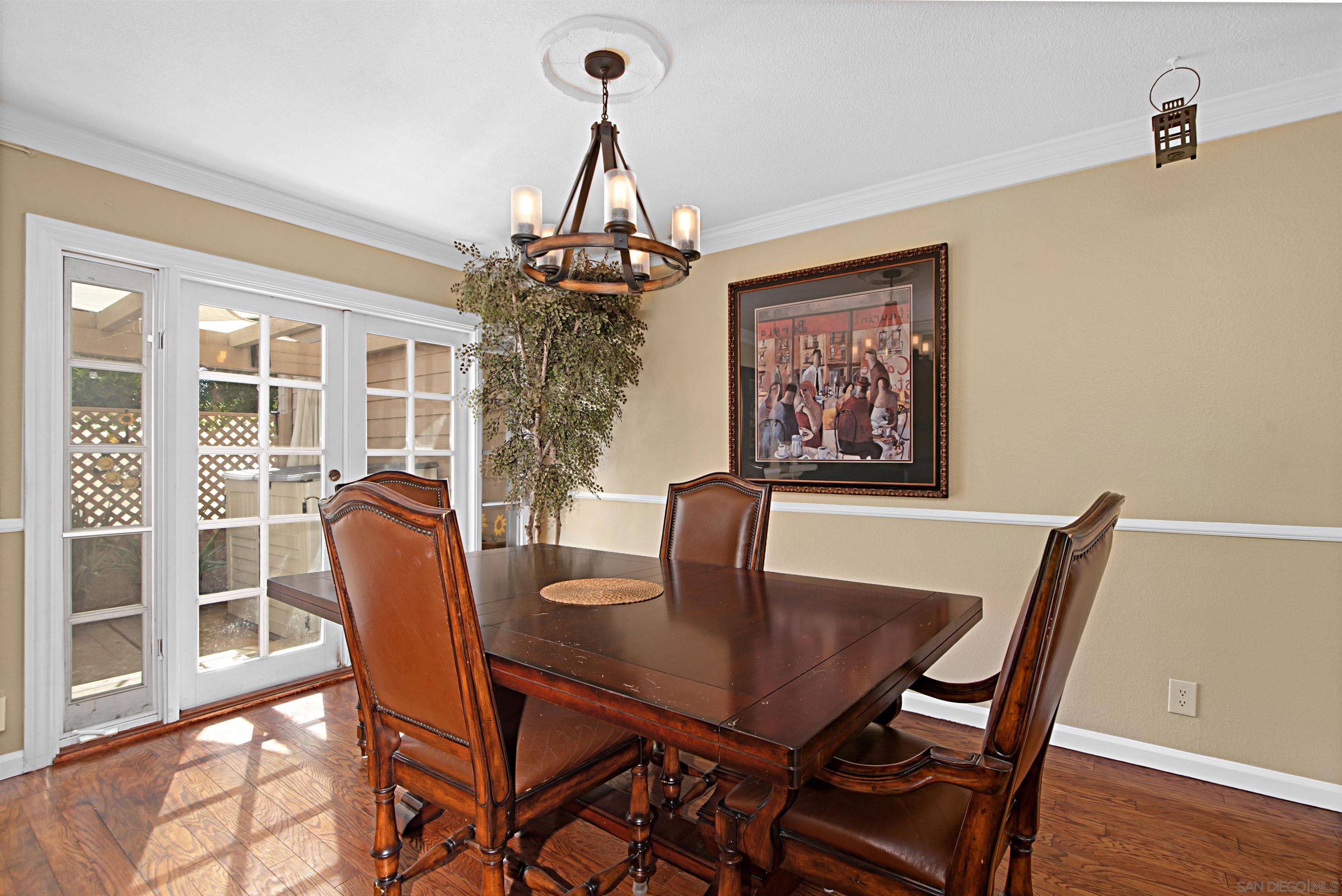 Detail Gallery Image 10 of 40 For 9917  Aviary Drive, San Diego,  CA 92131 - 3 Beds | 2/1 Baths