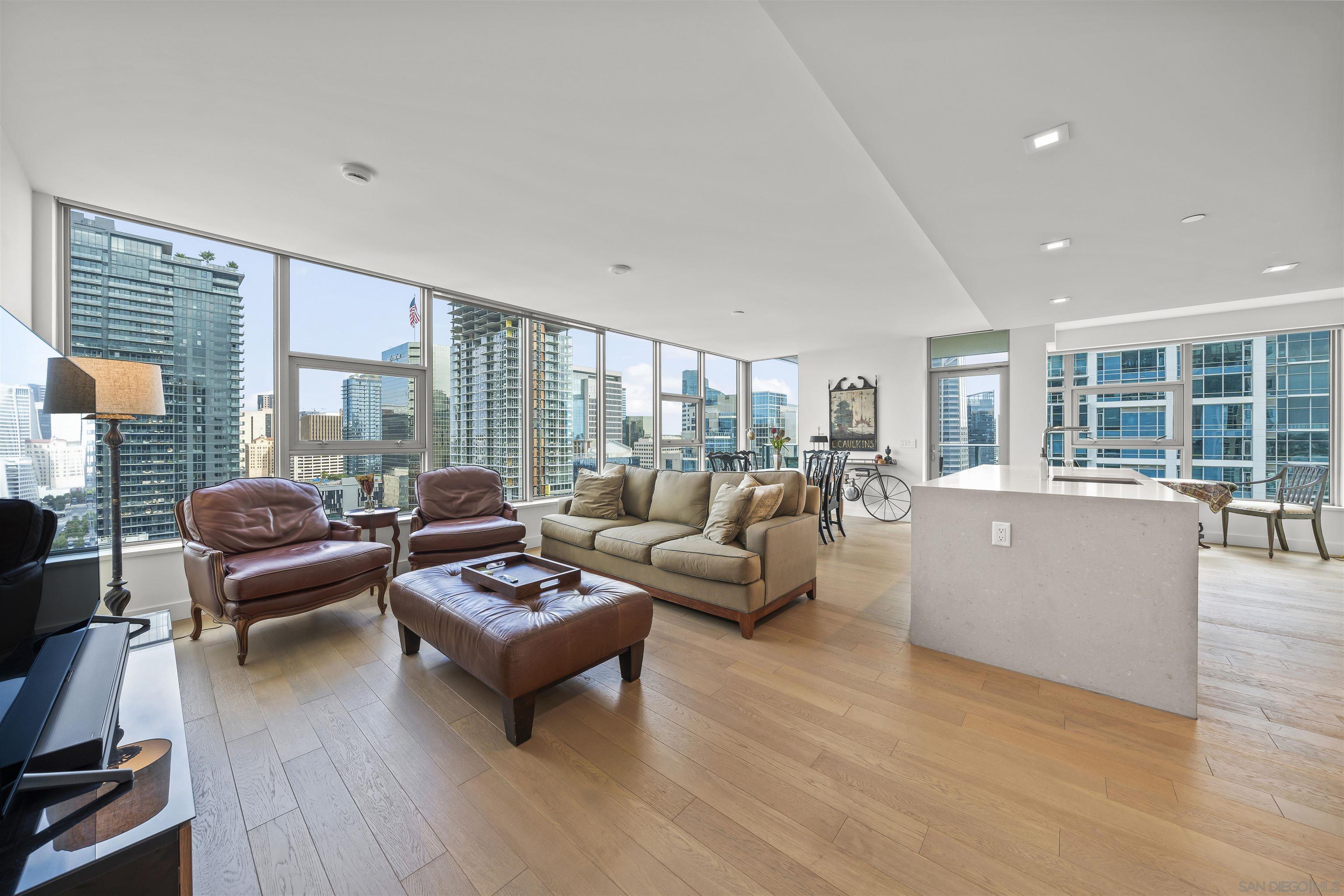 Detail Gallery Image 3 of 43 For 1388  Kettner Blvd  2206, San Diego,  CA 92101 - 2 Beds | 2 Baths