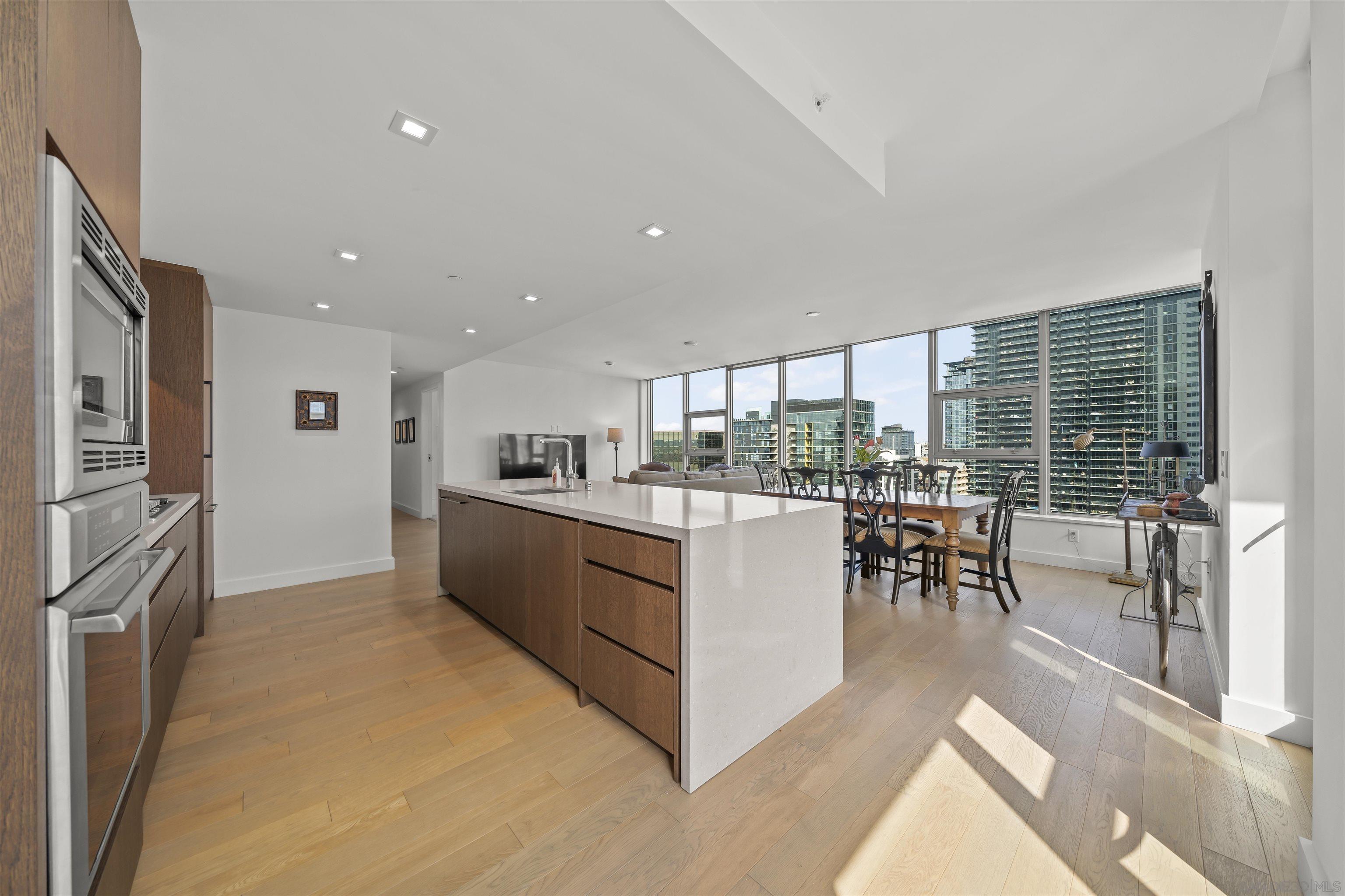 Detail Gallery Image 6 of 43 For 1388  Kettner Blvd  2206, San Diego,  CA 92101 - 2 Beds | 2 Baths