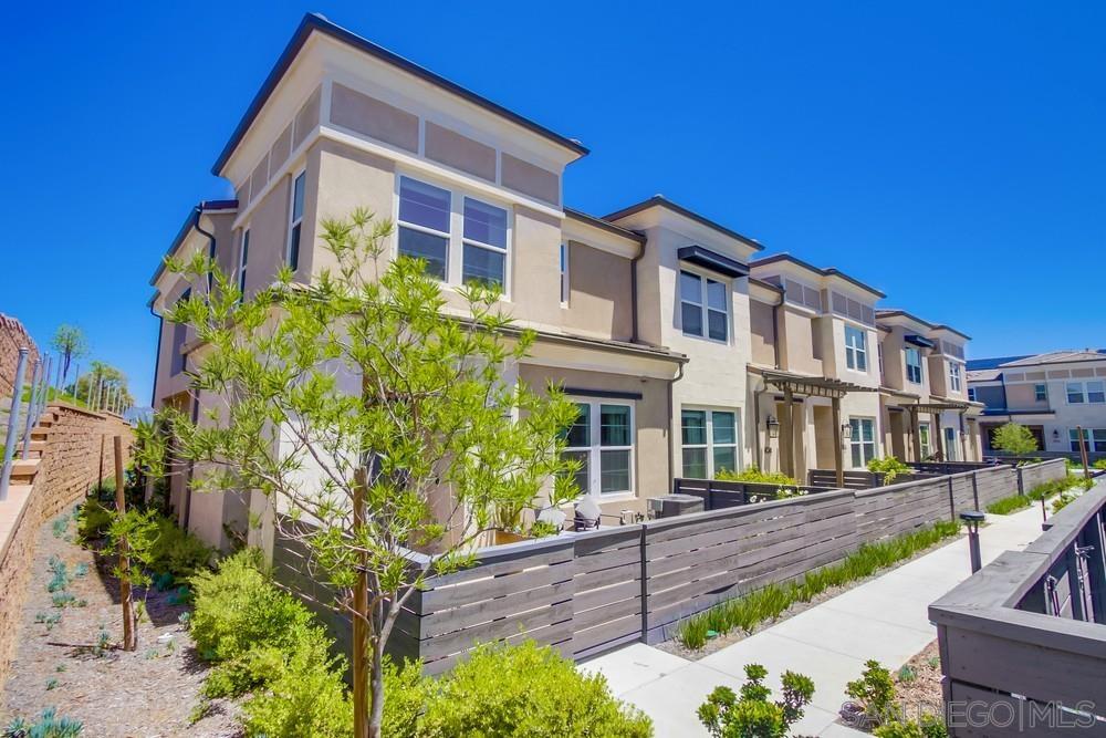 Front Image Thumbnail for SD250041086