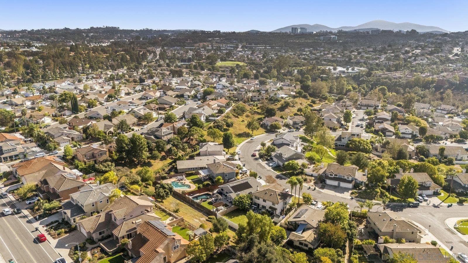 Detail Gallery Image 42 of 49 For 11409  Duenda Rd, San Diego,  CA 92127 - 4 Beds | 2/1 Baths