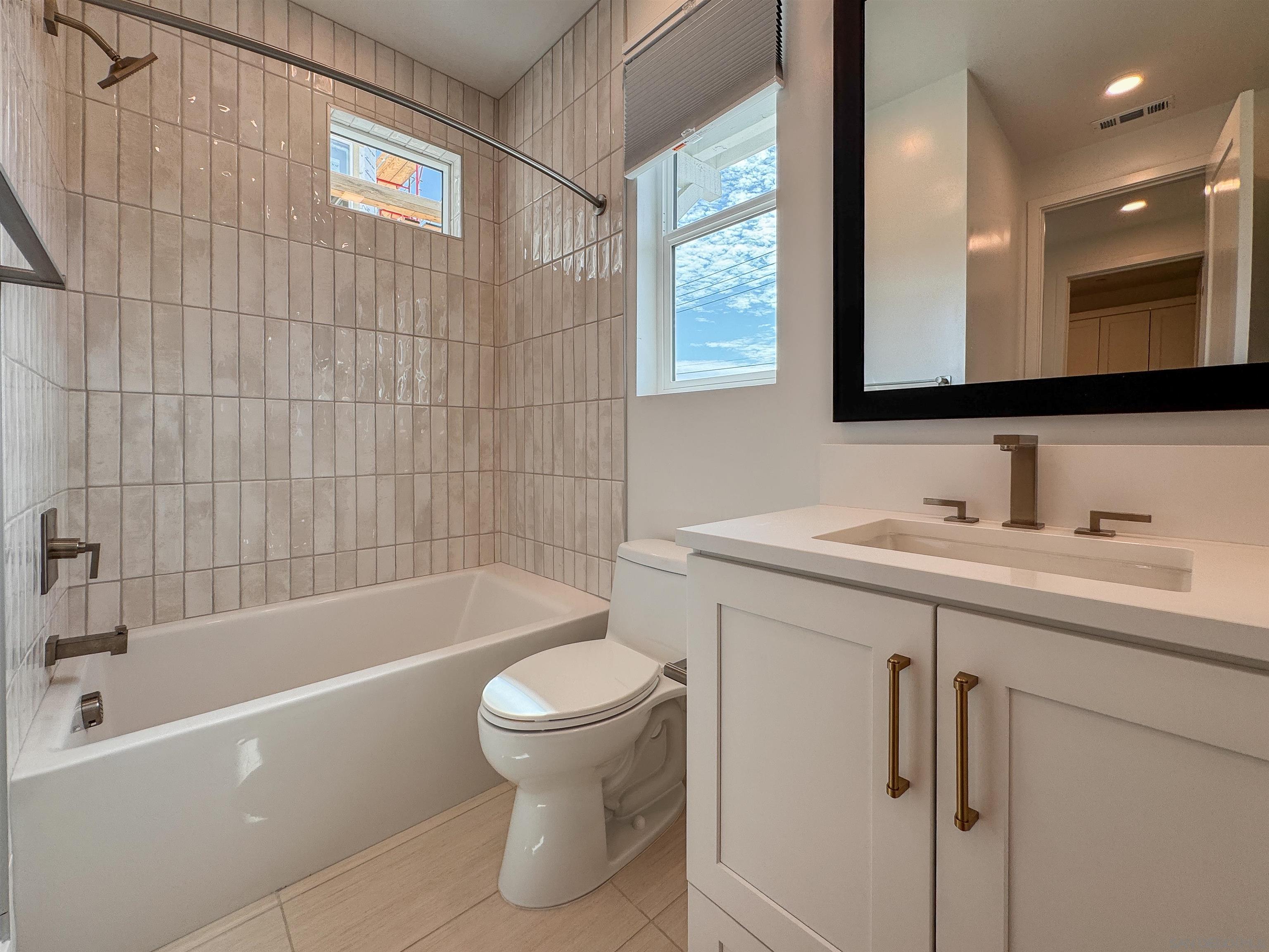 Detail Gallery Image 34 of 71 For 7290  Ponto Drive N #7302, Carlsbad,  CA 92011 - 4 Beds | 3/1 Baths