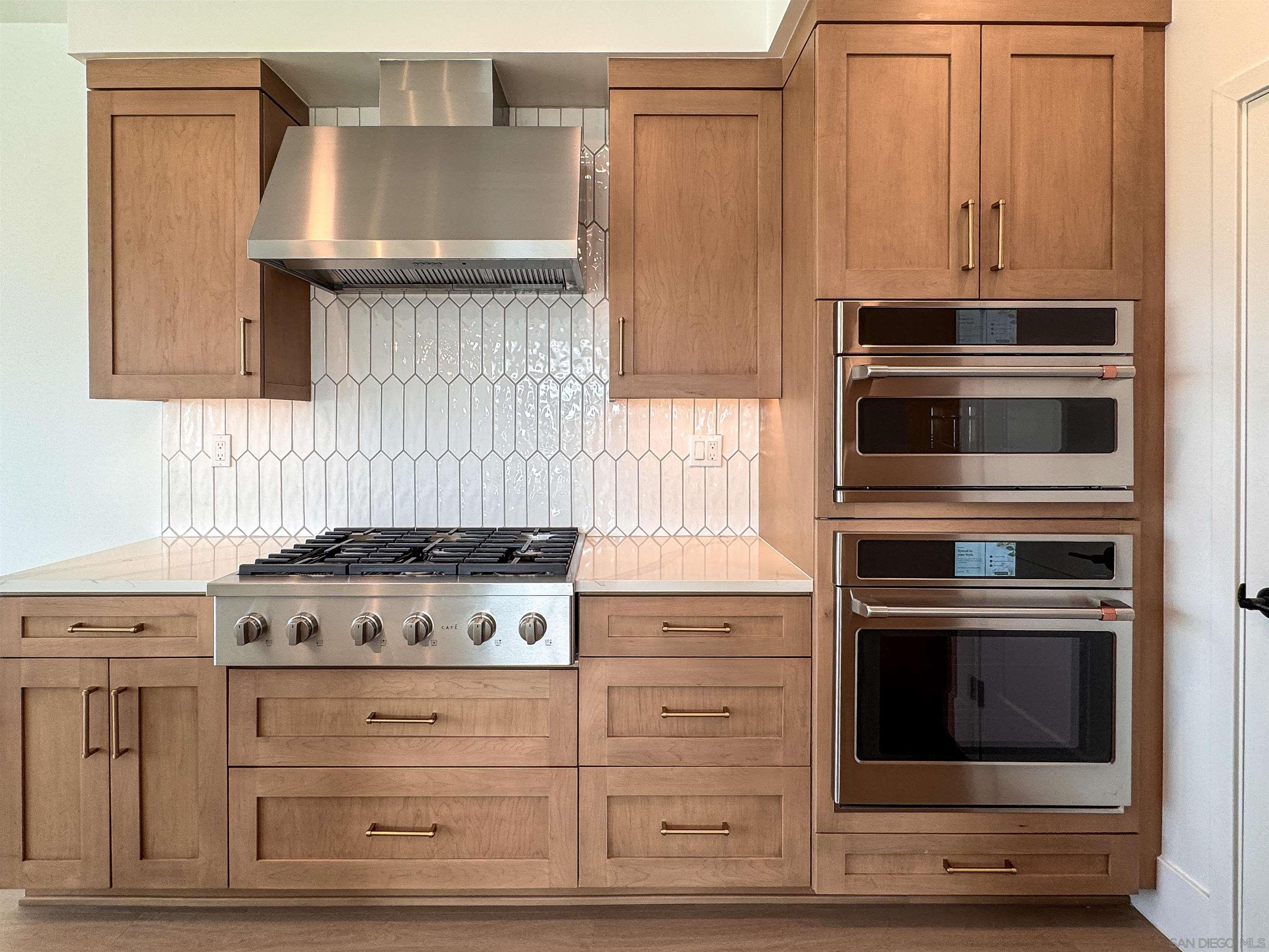 Detail Gallery Image 5 of 71 For 7290  Ponto Drive N #7302, Carlsbad,  CA 92011 - 4 Beds | 3/1 Baths