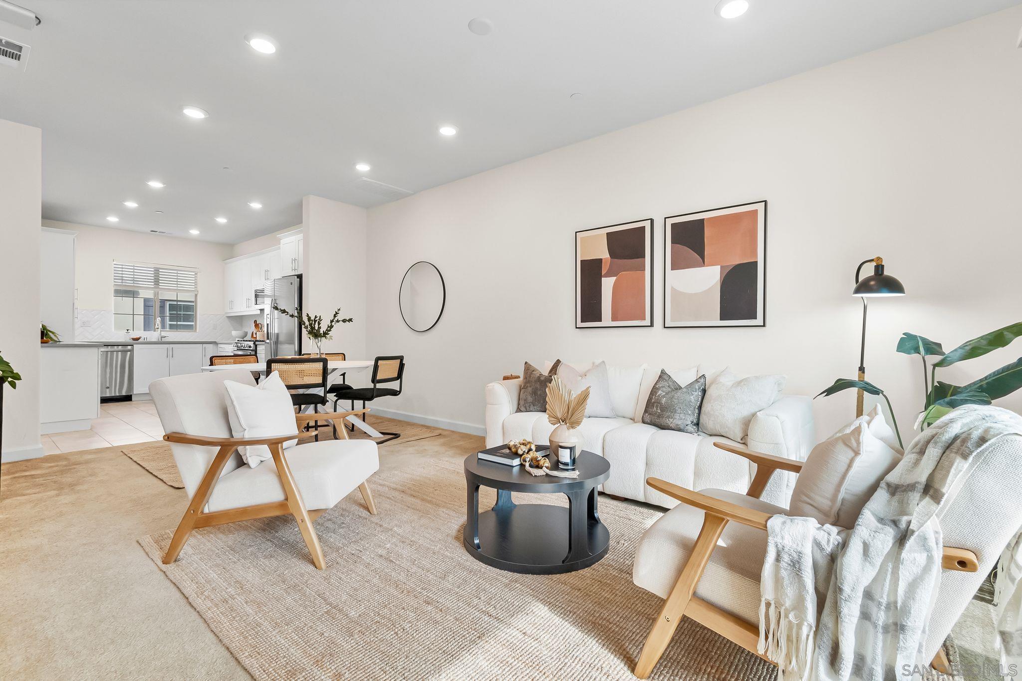 Front Image Thumbnail for SD250041098