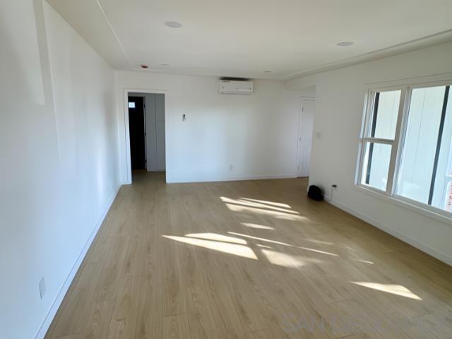 Detail Gallery Image 8 of 17 For 618  La Presa Ave, Spring Valley,  CA 91977 - 3 Beds | 2 Baths