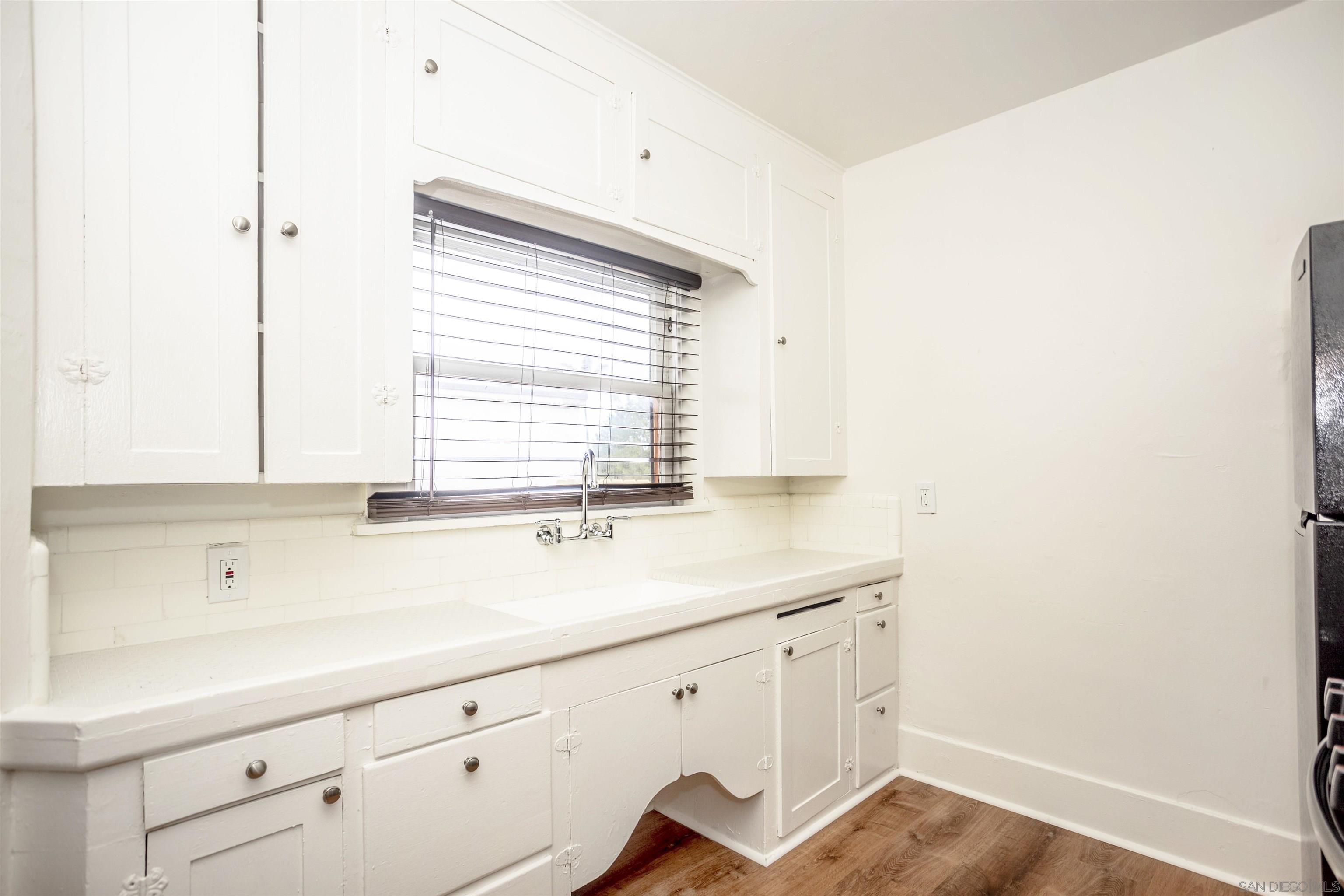 Detail Gallery Image 9 of 25 For 1717  Myrtle Ave, San Diego,  CA 92103 - 2 Beds | 1 Baths