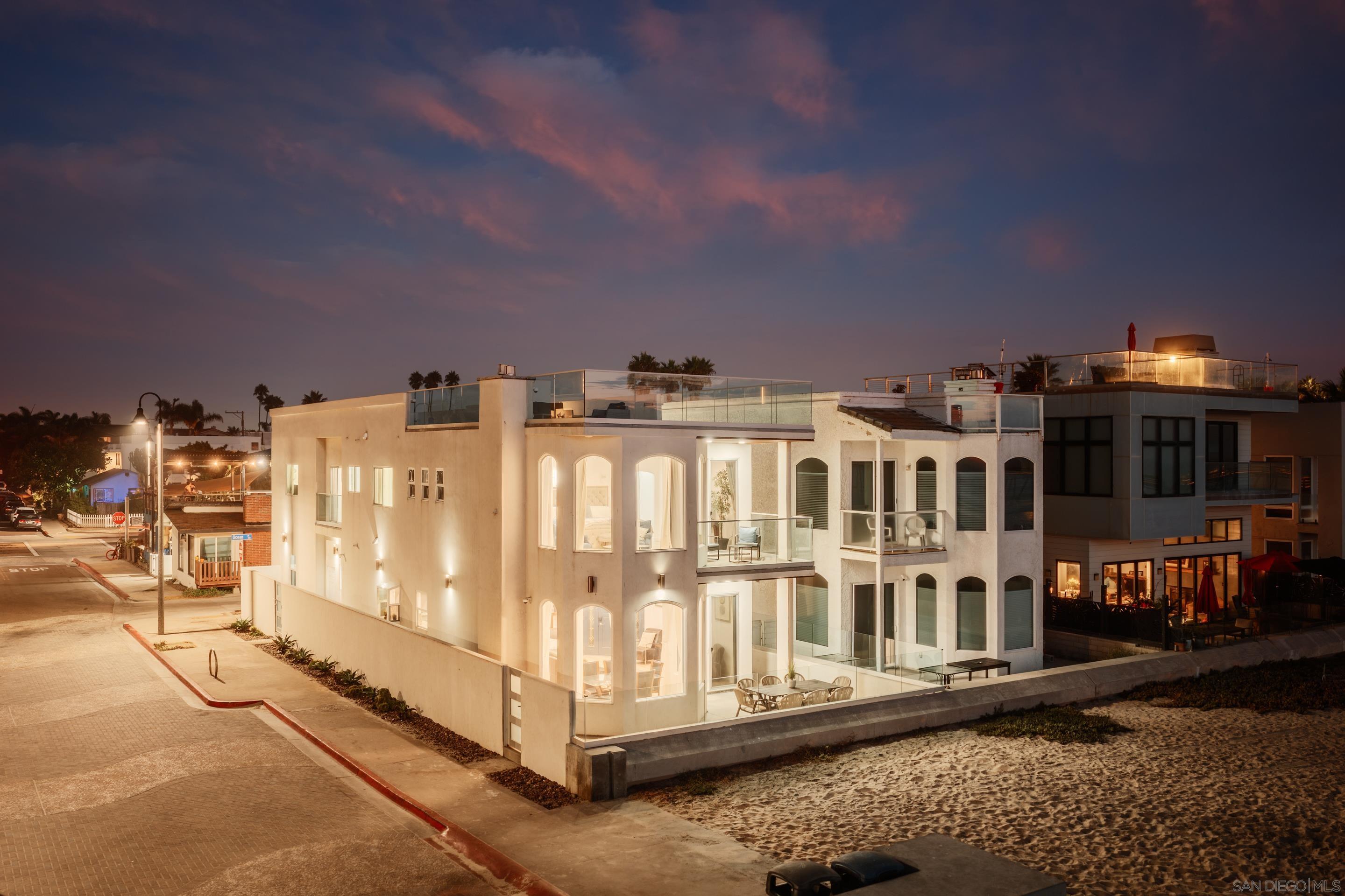 Detail Gallery Image 50 of 59 For 806  Ocean Ln, Imperial Beach,  CA 91932 - 4 Beds | 4 Baths