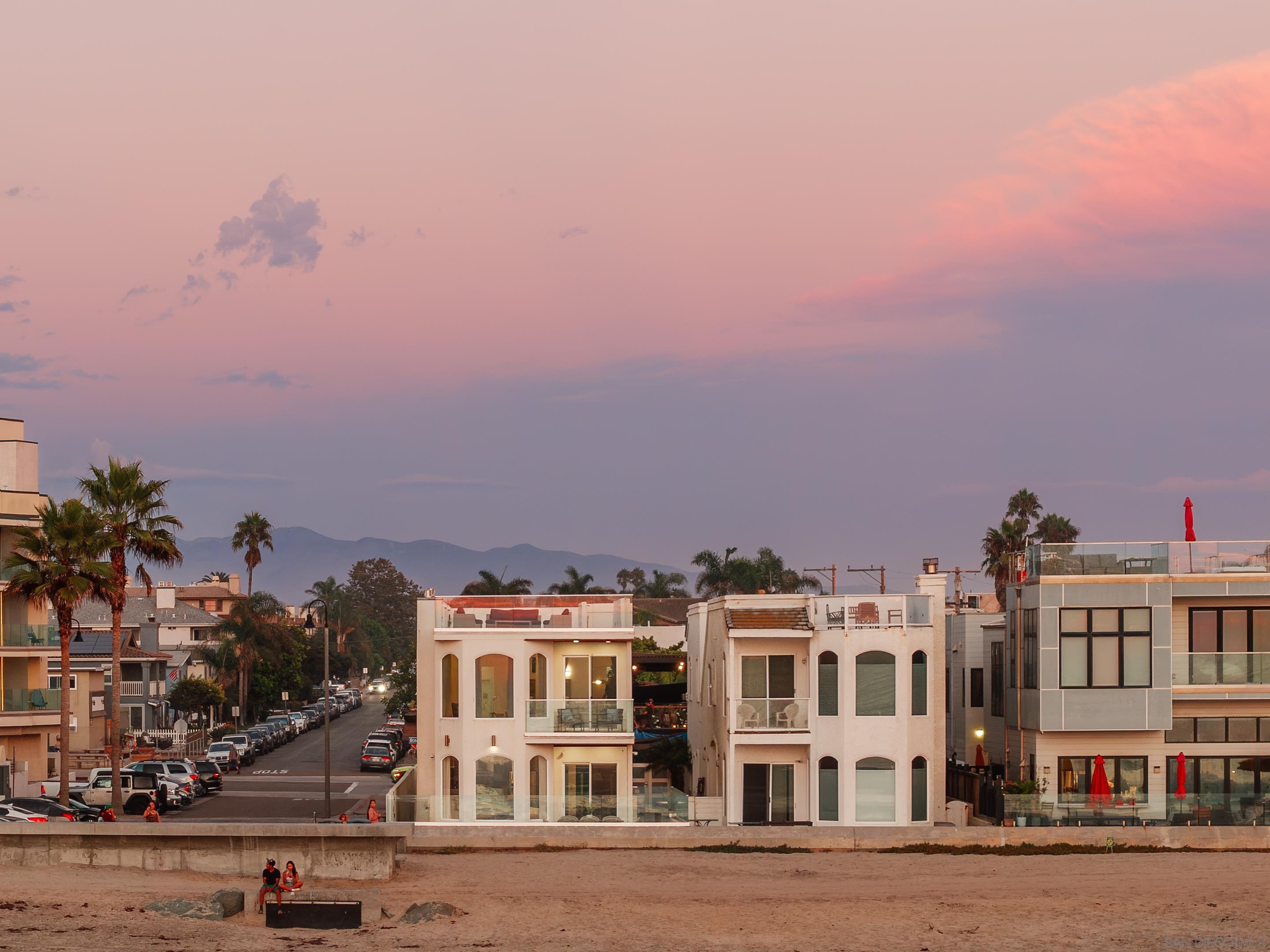 Detail Gallery Image 52 of 59 For 806  Ocean Ln, Imperial Beach,  CA 91932 - 4 Beds | 4 Baths