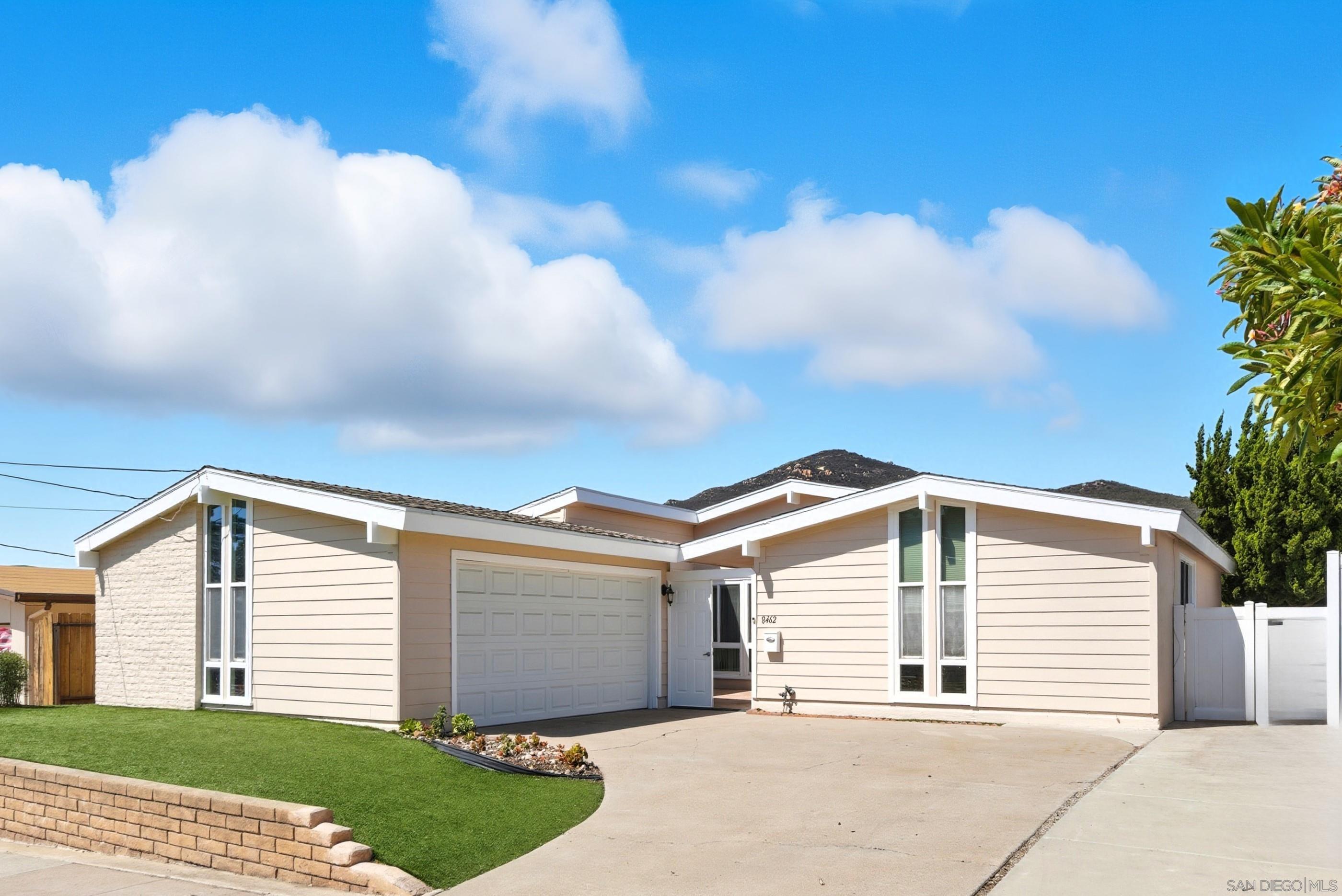 Front Image Thumbnail for SD250041122