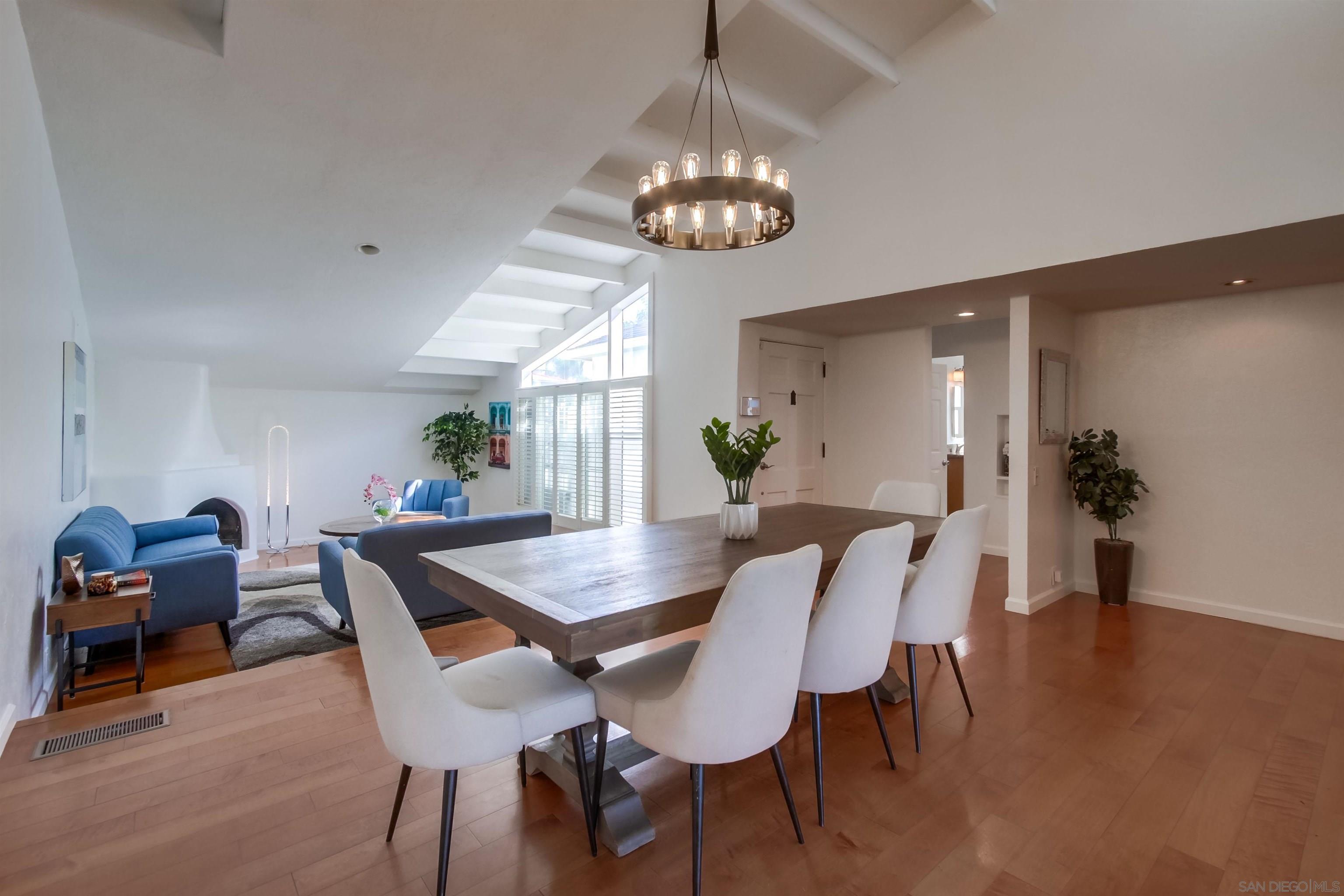 Detail Gallery Image 14 of 67 For 4706  Norma Dr., San Diego,  CA 92115 - 4 Beds | 2 Baths