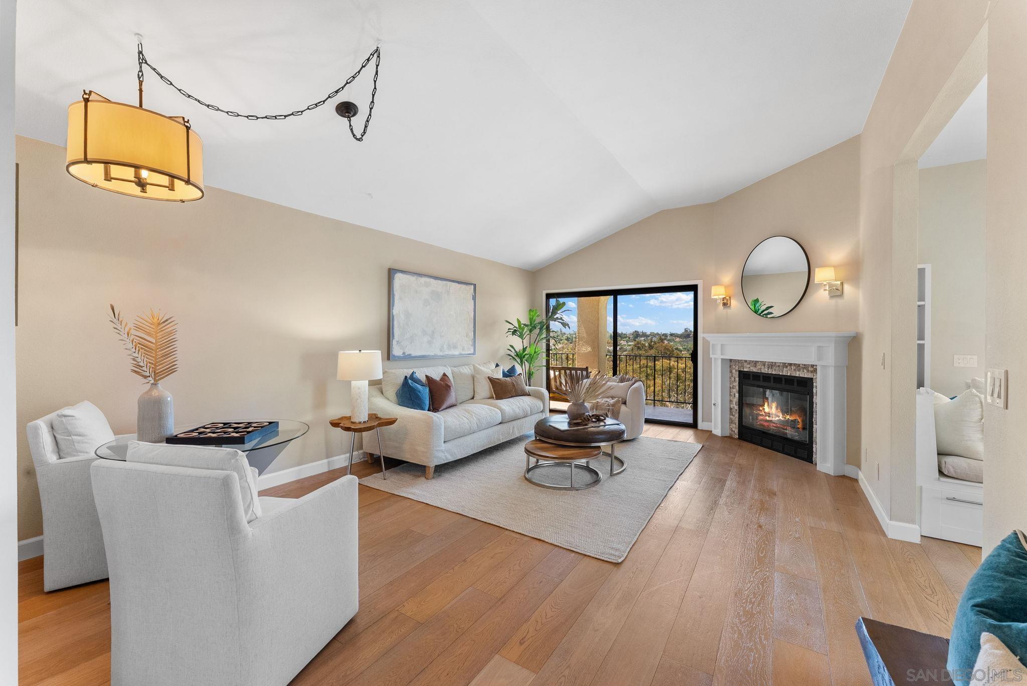 Detail Gallery Image 3 of 25 For 3127  Vista Rica, Carlsbad,  CA 92009 - 3 Beds | 2 Baths