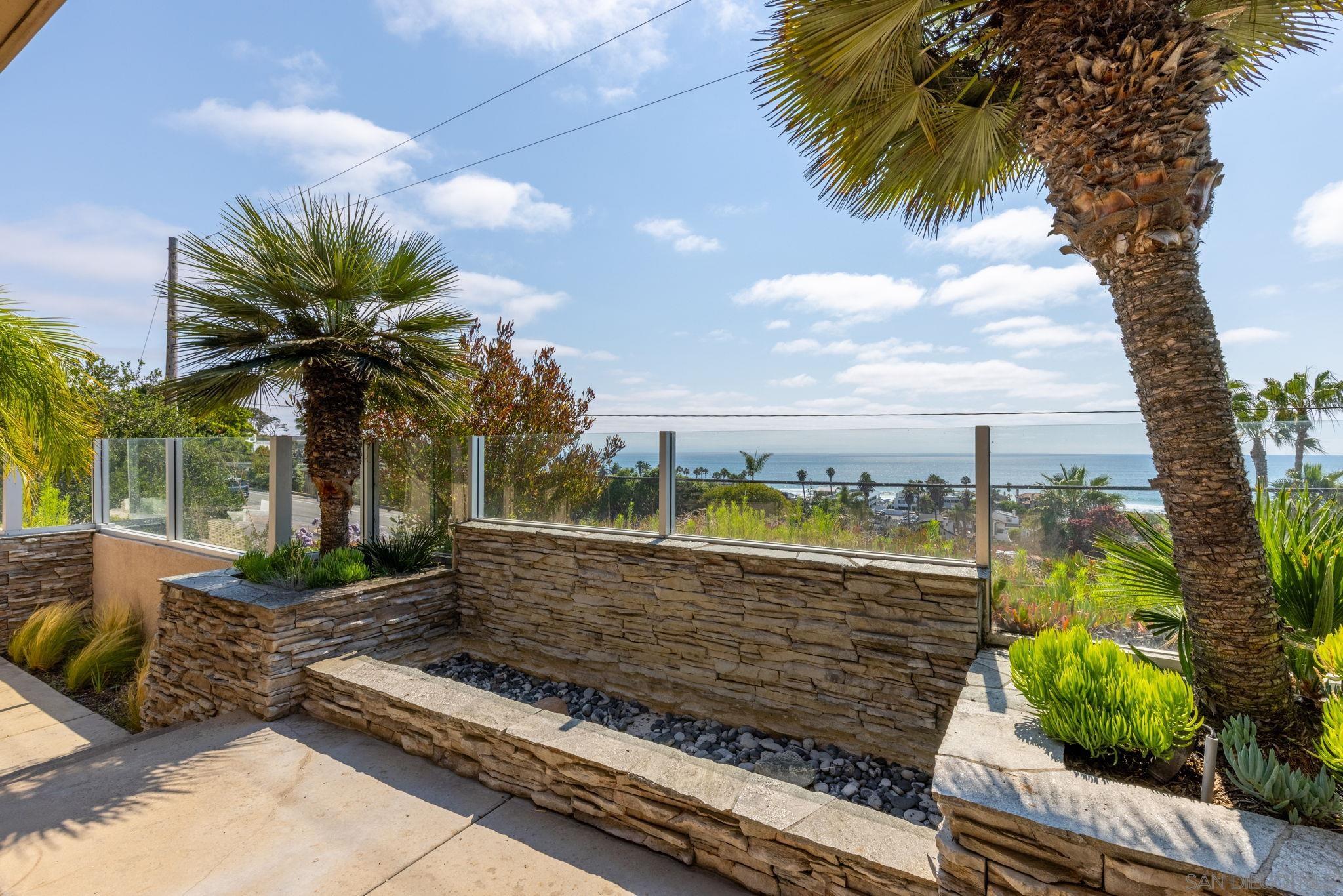 Detail Gallery Image 25 of 31 For 1722  Seaview Ave, Del Mar,  CA 92014 - 3 Beds | 3/1 Baths