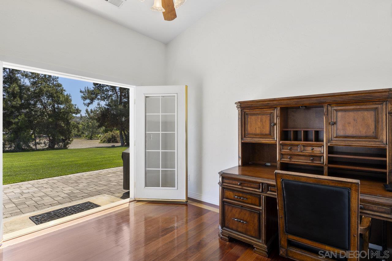 Detail Gallery Image 26 of 75 For 3232 N Twin Oaks Valley Rd, San Marcos,  CA 92069 - 7 Beds | 6 Baths