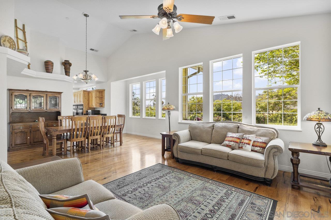 Detail Gallery Image 8 of 75 For 3232 N Twin Oaks Valley Rd, San Marcos,  CA 92069 - 7 Beds | 6 Baths