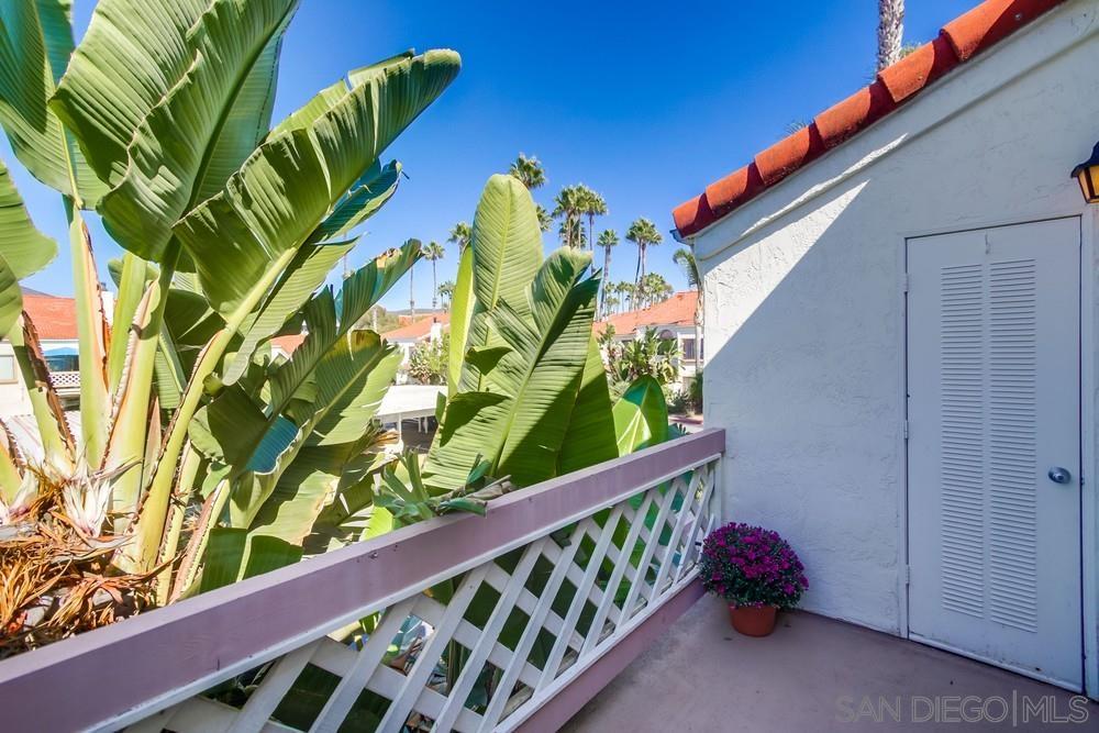 Detail Gallery Image 24 of 36 For 9458  Twin Trails Dr  #205,  San Diego,  CA 92129 - 2 Beds | 2 Baths