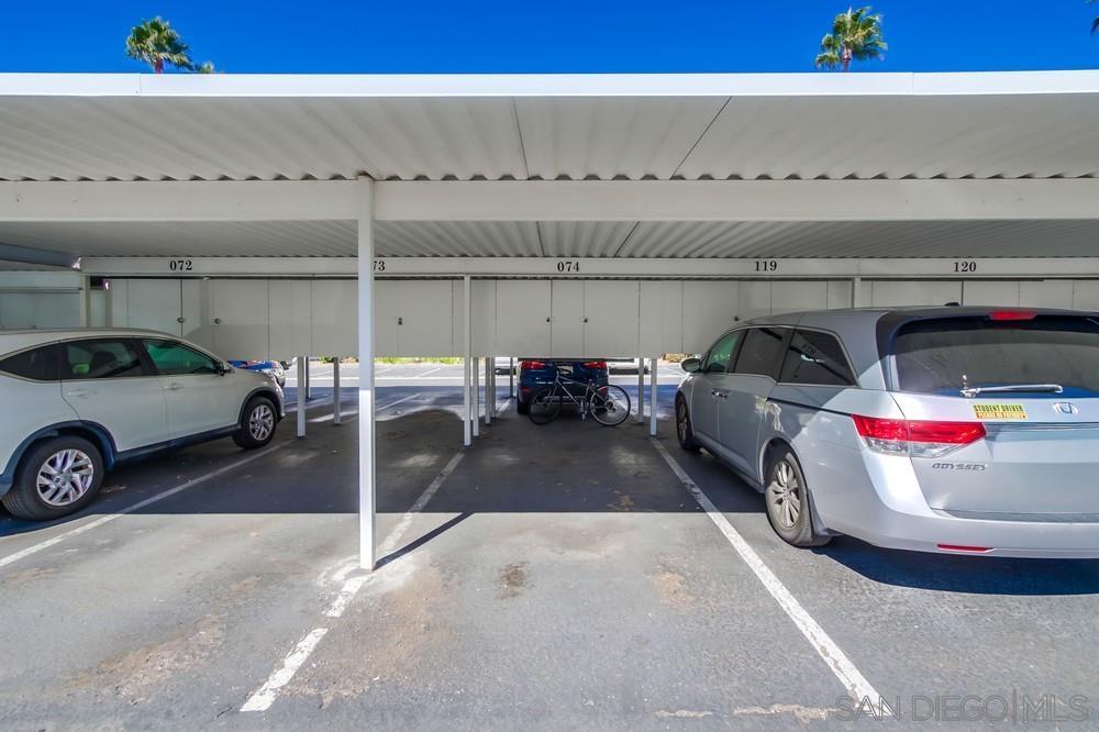 Detail Gallery Image 33 of 36 For 9458  Twin Trails Dr  #205,  San Diego,  CA 92129 - 2 Beds | 2 Baths