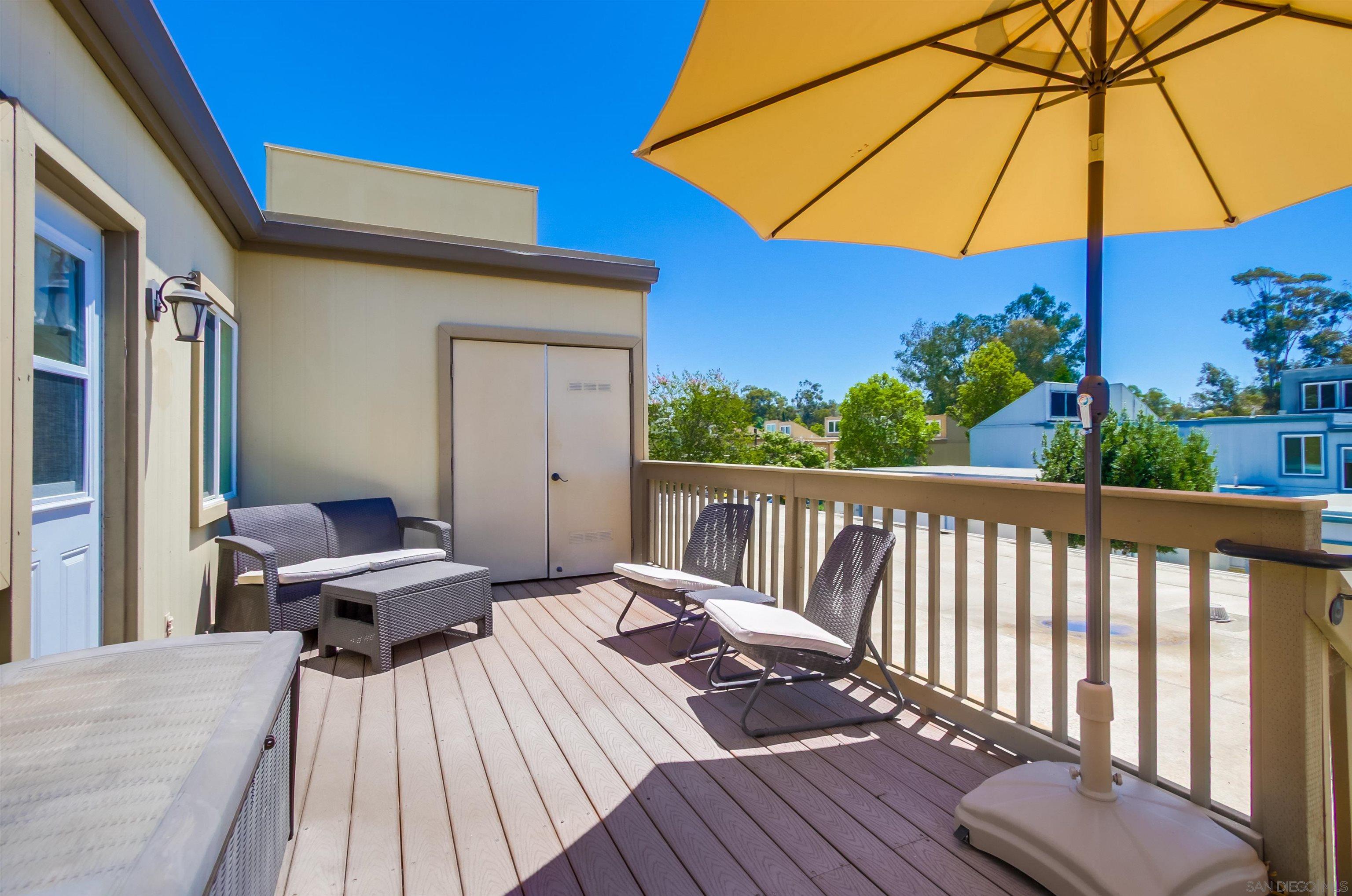 Detail Gallery Image 27 of 33 For 10374  Caminito Banyon, San Diego,  CA 92131 - 2 Beds | 2 Baths
