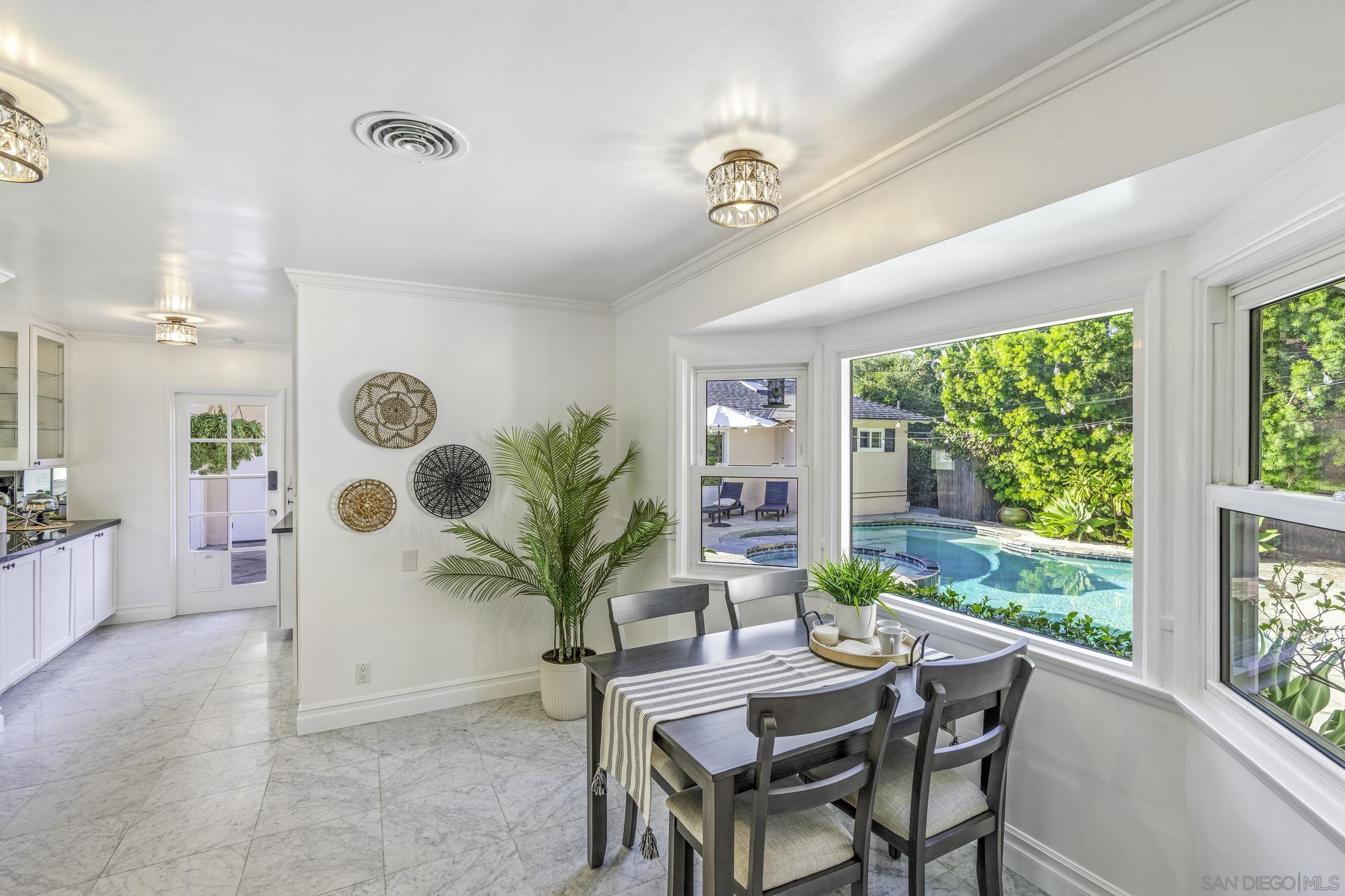 Detail Gallery Image 29 of 71 For 2602 N Louise, Santa Ana,  CA 92706 - 4 Beds | 3/1 Baths