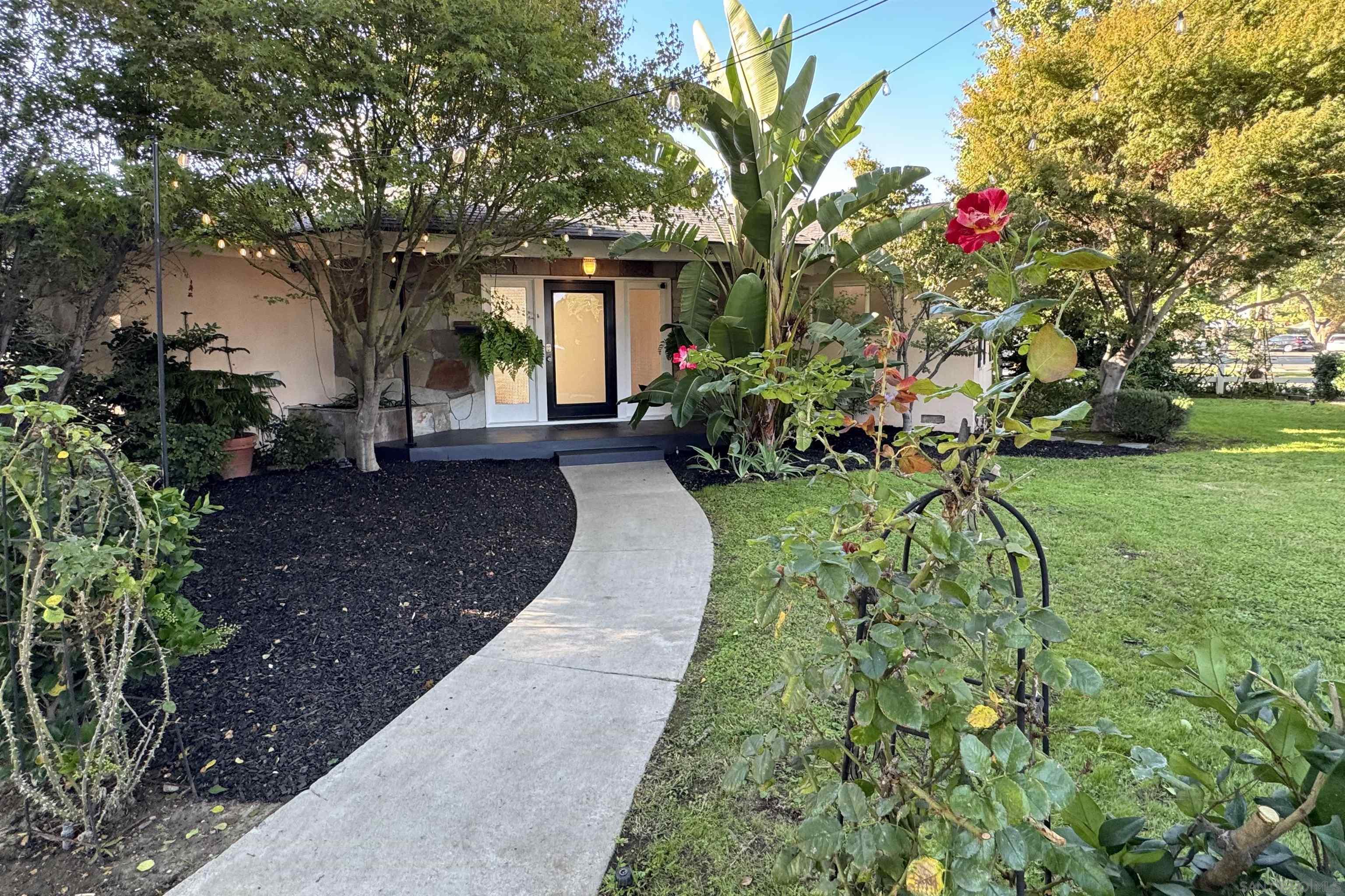 Detail Gallery Image 70 of 72 For 2602 N Louise, Santa Ana,  CA 92706 - 4 Beds | 3/1 Baths