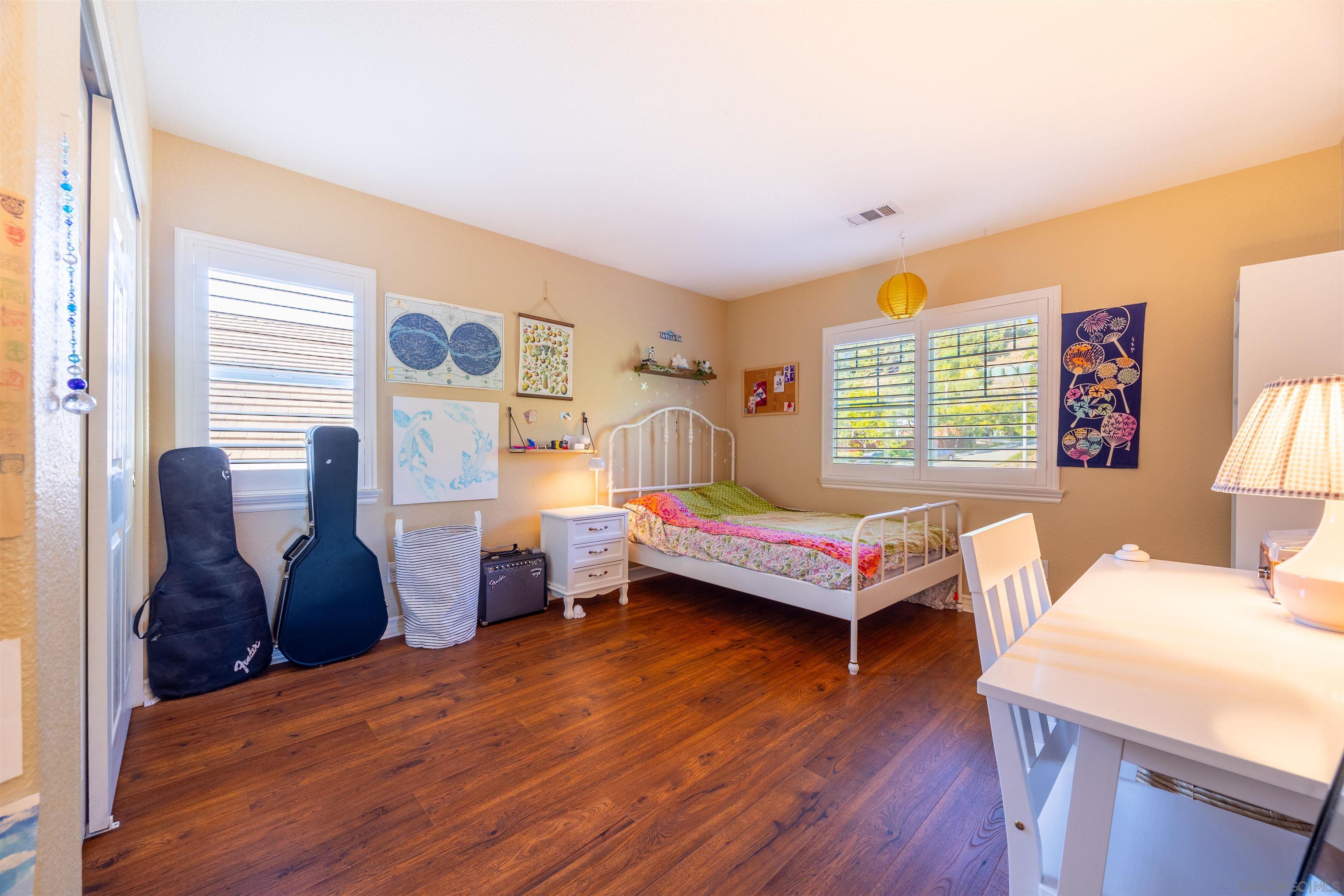 Detail Gallery Image 24 of 45 For 273  Oak Valley Ln, Escondido,  CA 92027 - 4 Beds | 3 Baths