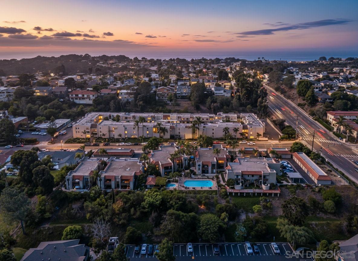 Front Image Thumbnail for SD250041227