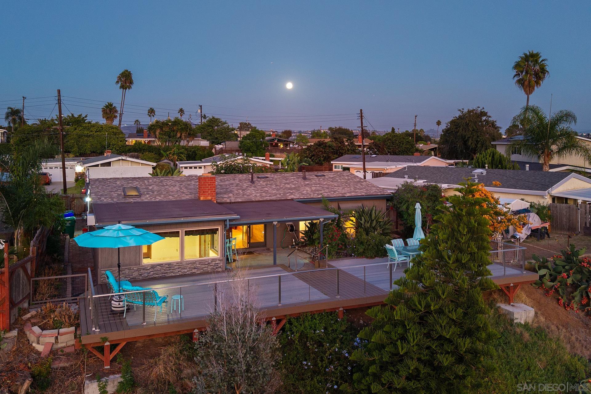 Detail Gallery Image 20 of 23 For 2546  Marathon Dr, San Diego,  CA 92123 - 3 Beds | 2 Baths