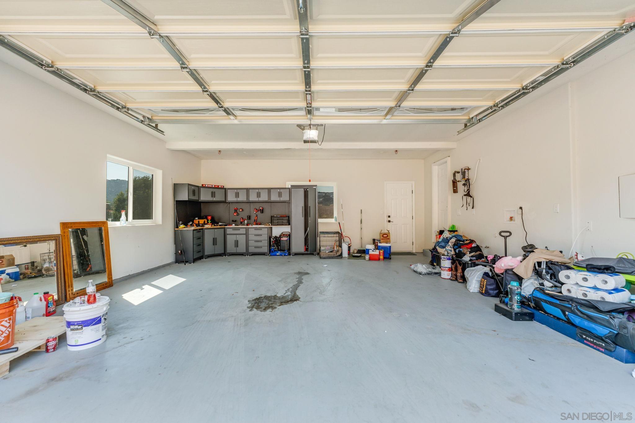 Detail Gallery Image 22 of 30 For 250  Editha Drive, El Cajon,  CA 92019 - 4 Beds | 2/1 Baths