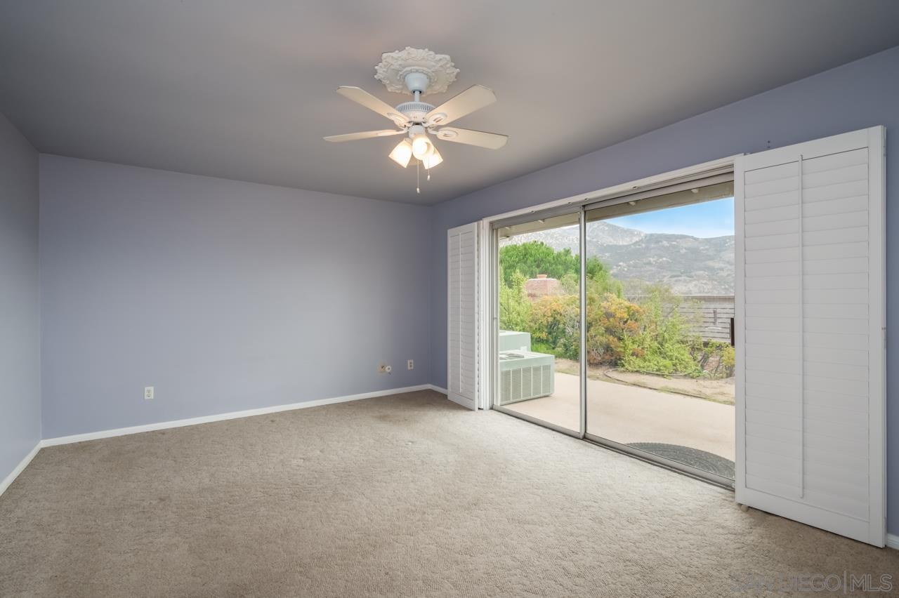 Detail Gallery Image 14 of 41 For 620  Singing Vista Ct, El Cajon,  CA 92019 - 5 Beds | 4 Baths