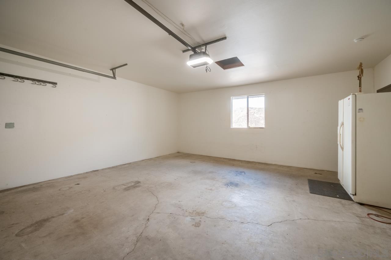 Detail Gallery Image 33 of 41 For 620  Singing Vista Ct, El Cajon,  CA 92019 - 5 Beds | 4 Baths