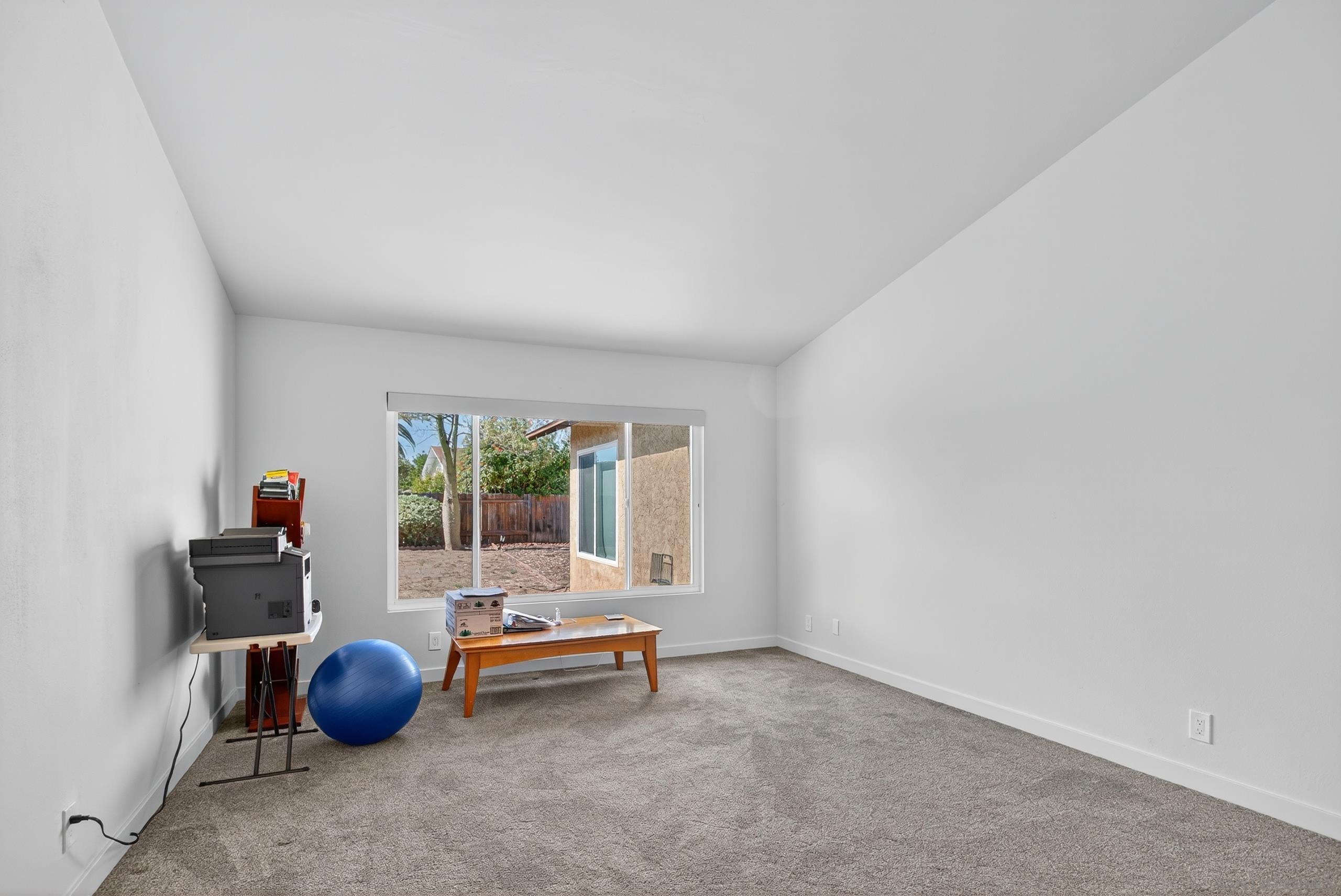 Detail Gallery Image 10 of 26 For 1461  Autumn Woods Pl., Escondido,  CA 92029 - 3 Beds | 2 Baths