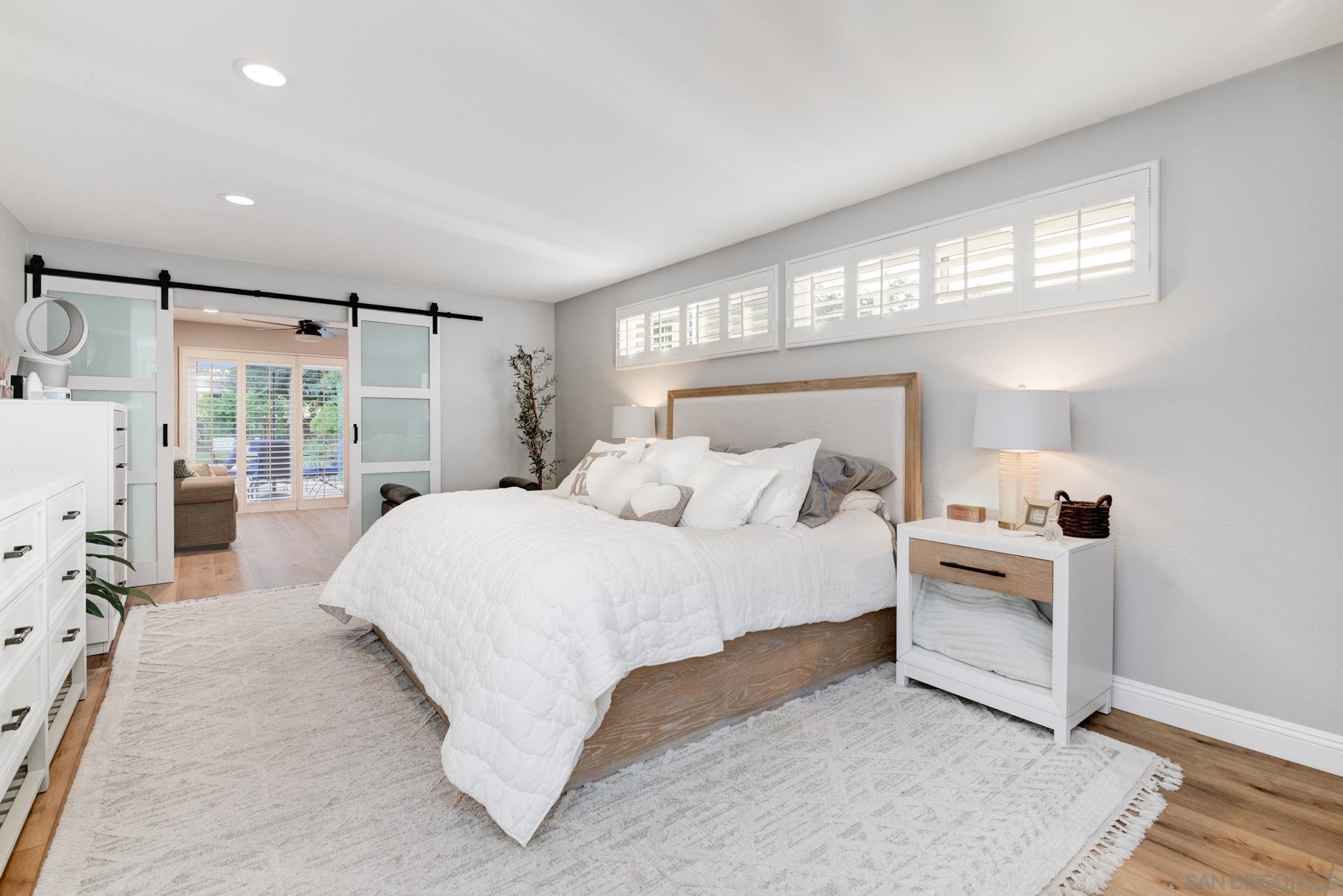 Detail Gallery Image 20 of 48 For 13555  Sagewood Dr, Poway,  CA 92064 - 5 Beds | 4/1 Baths